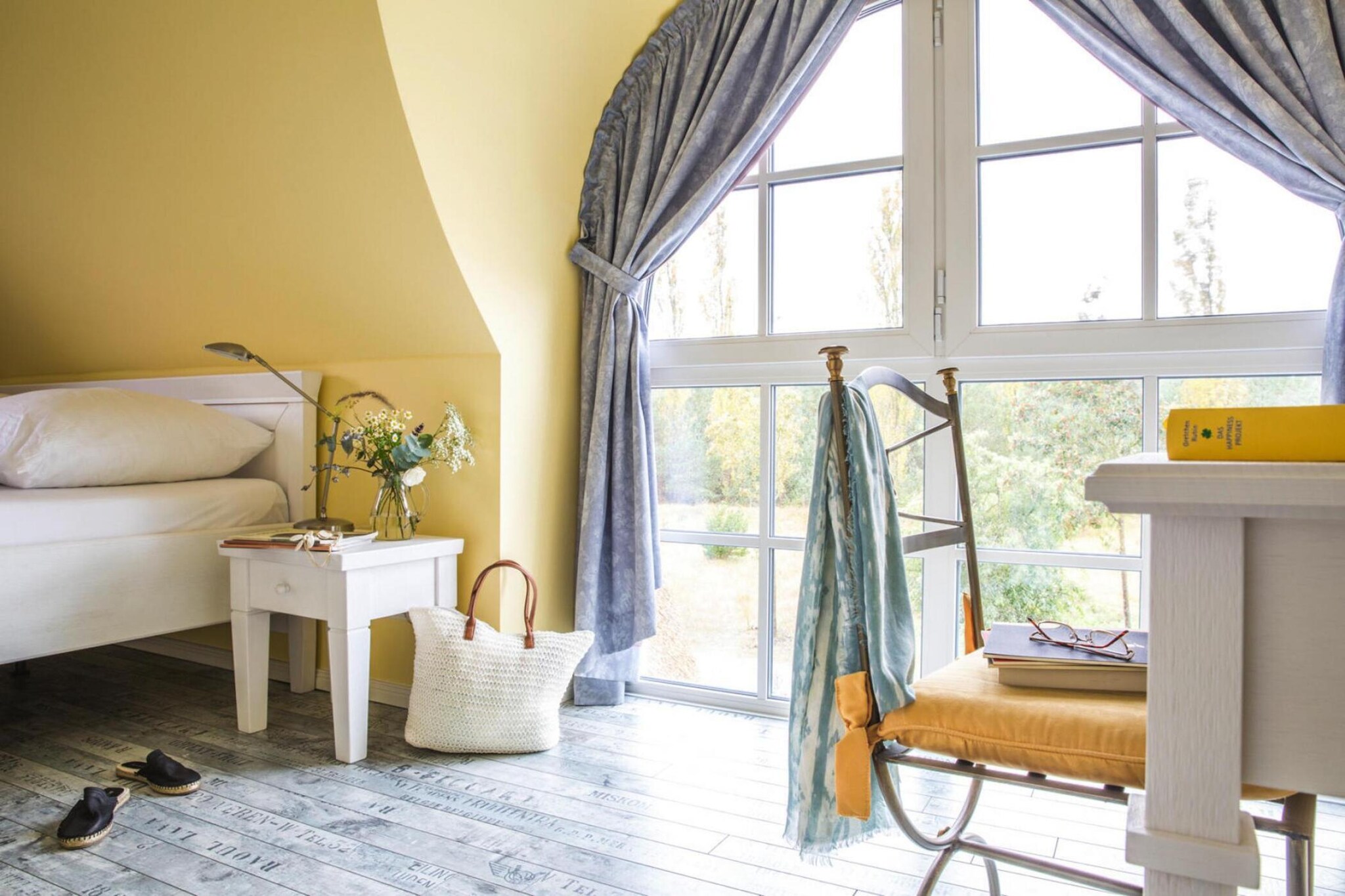 Bed Room