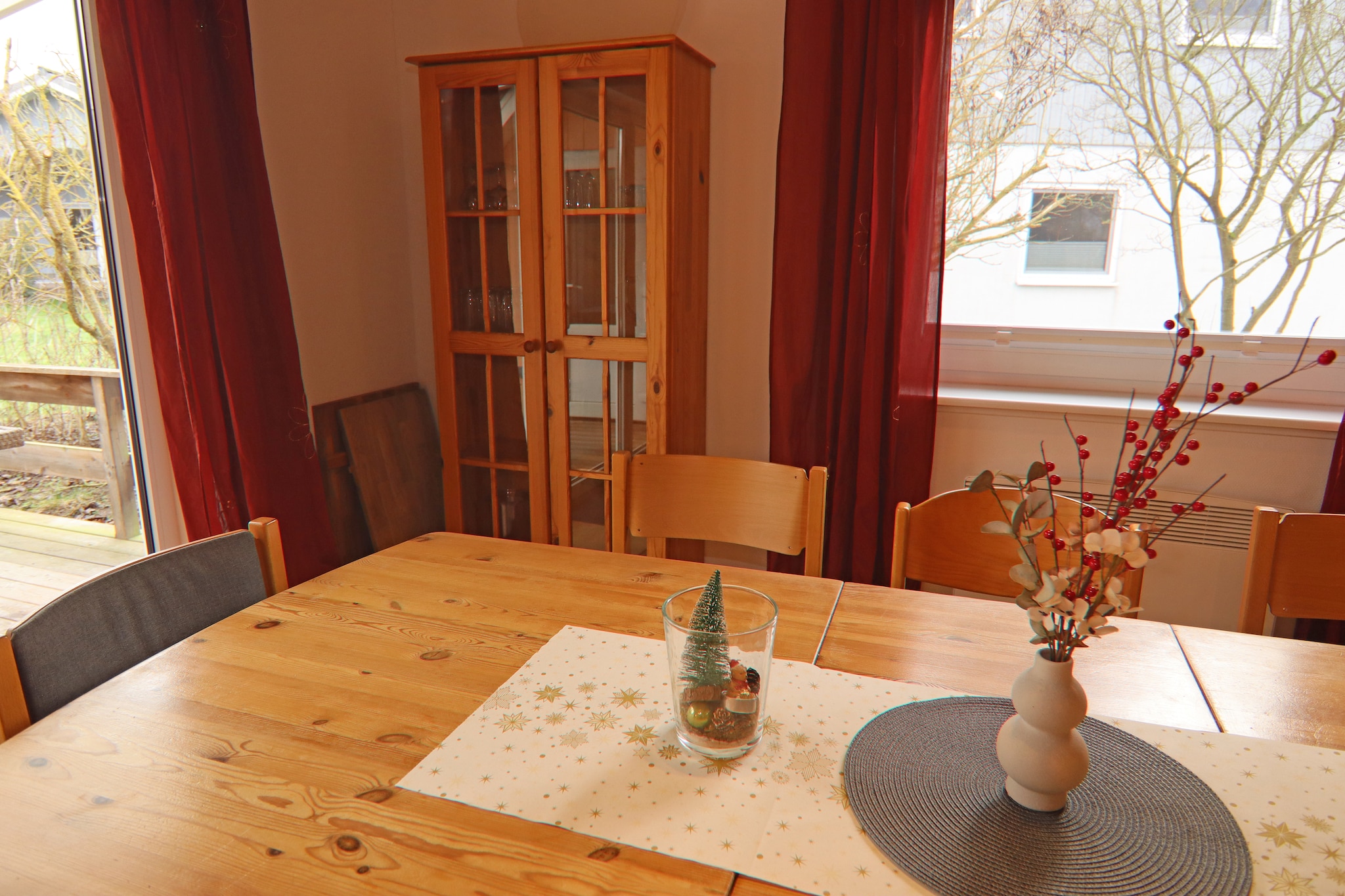 Löwenzahn 118 qm 1-9 Personen Haus Nr 22D-Eetkamer