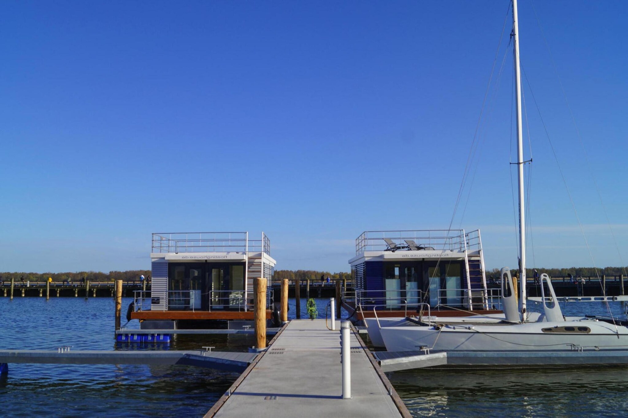 Hausboot Schwimmendes Haus in Ribnitz-Damgarten