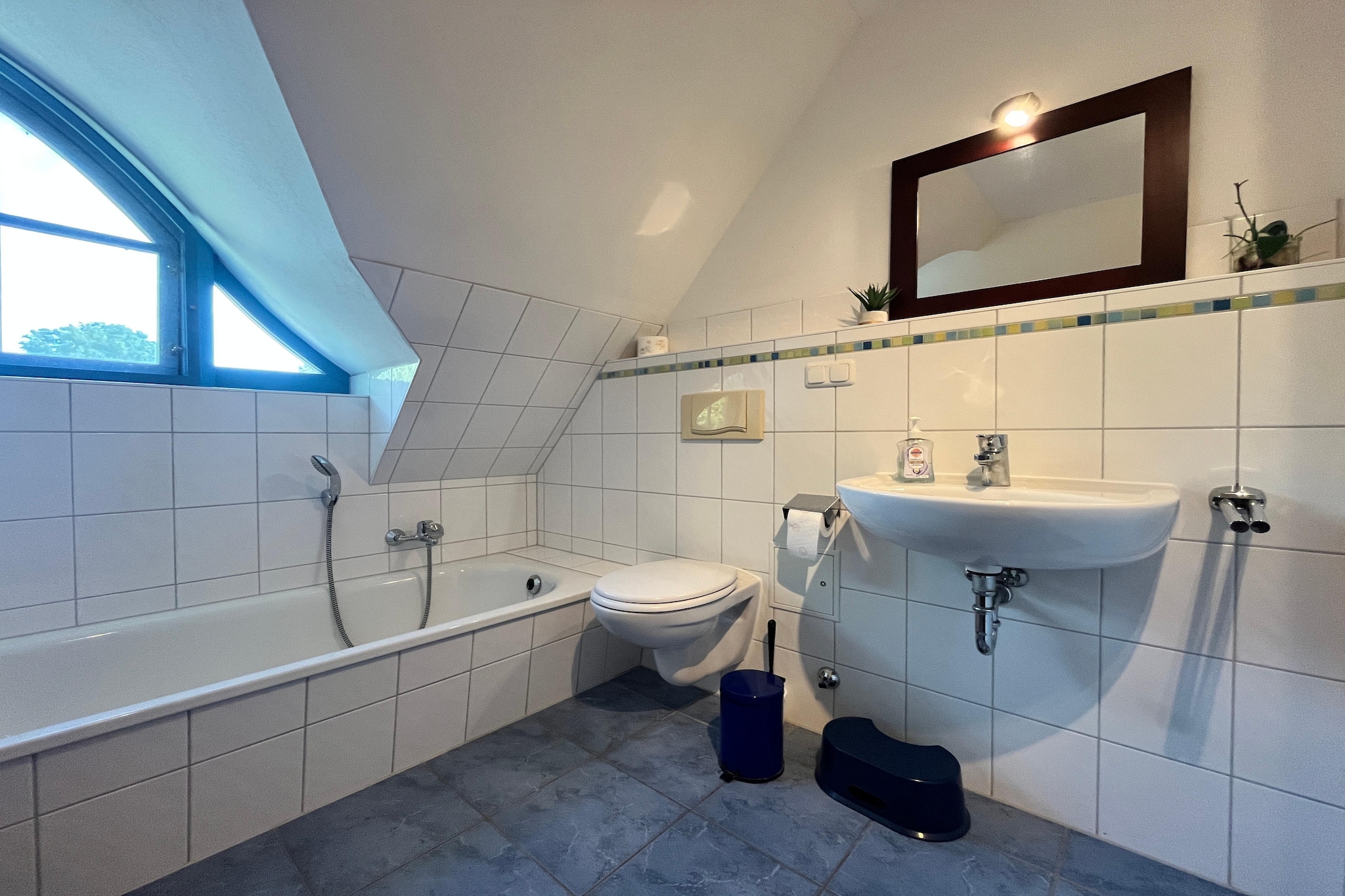Vieregge Doppelhaushälfte 1D rechts 110 qm - Badkamer