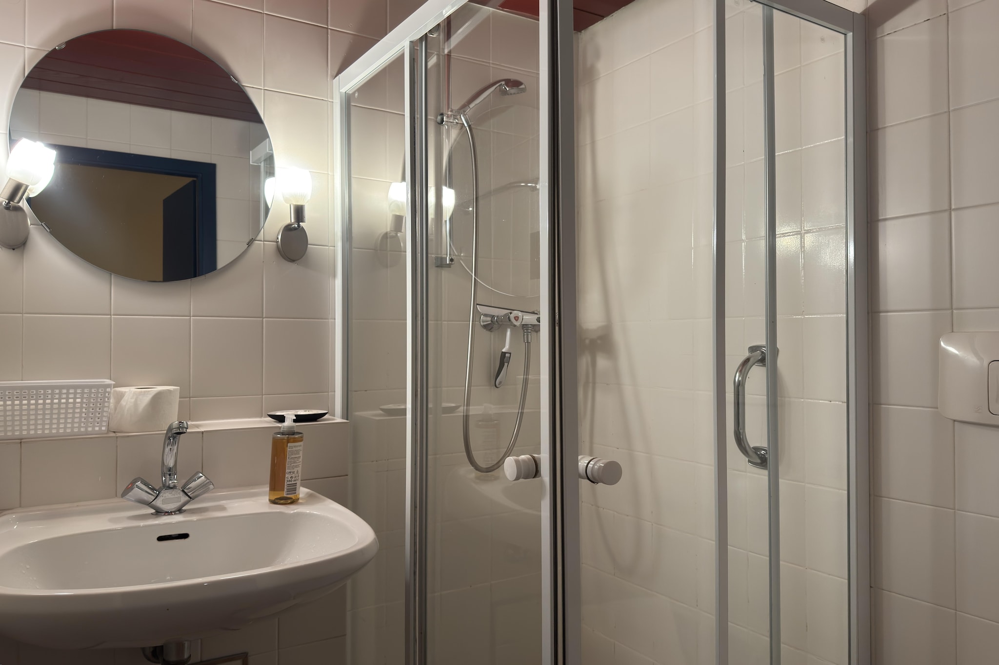 20 Personen-Badkamer