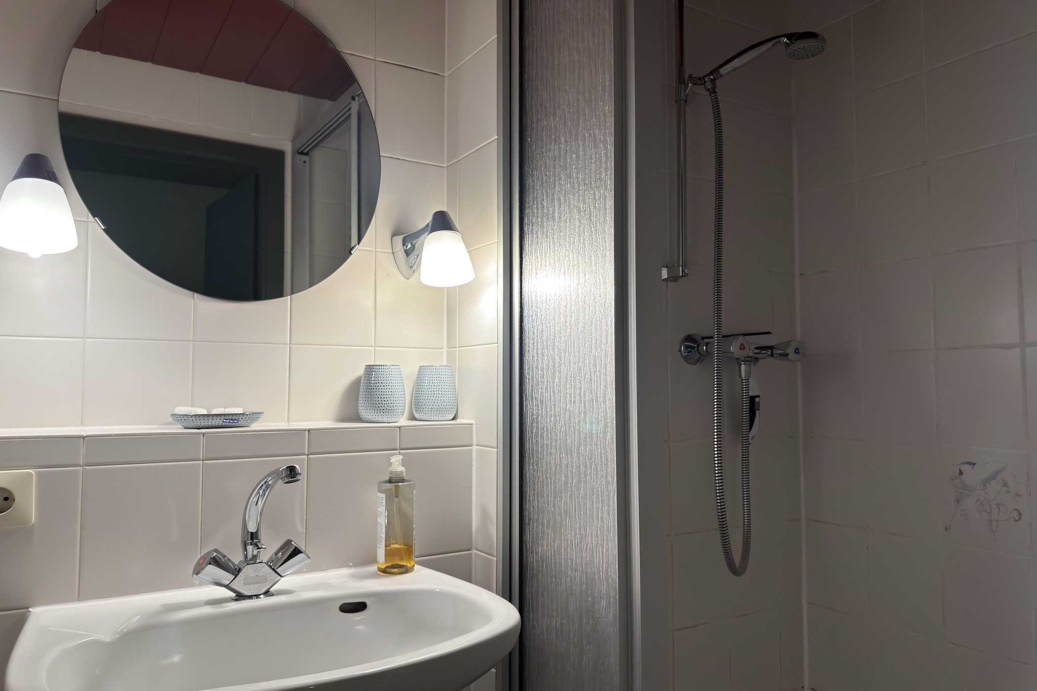 20 Personen-Badkamer