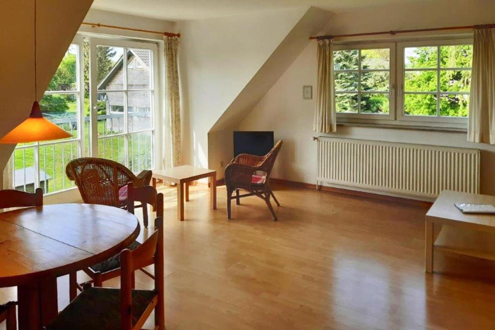 Wohnung oben rechts-Salon