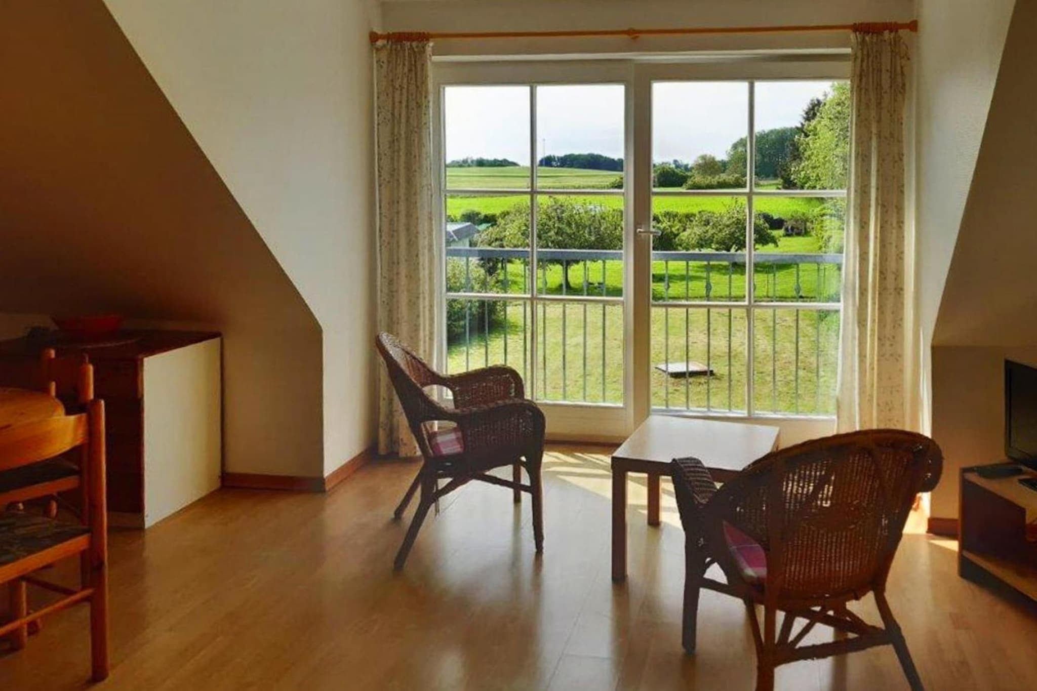 Wohnung oben rechts-Salon