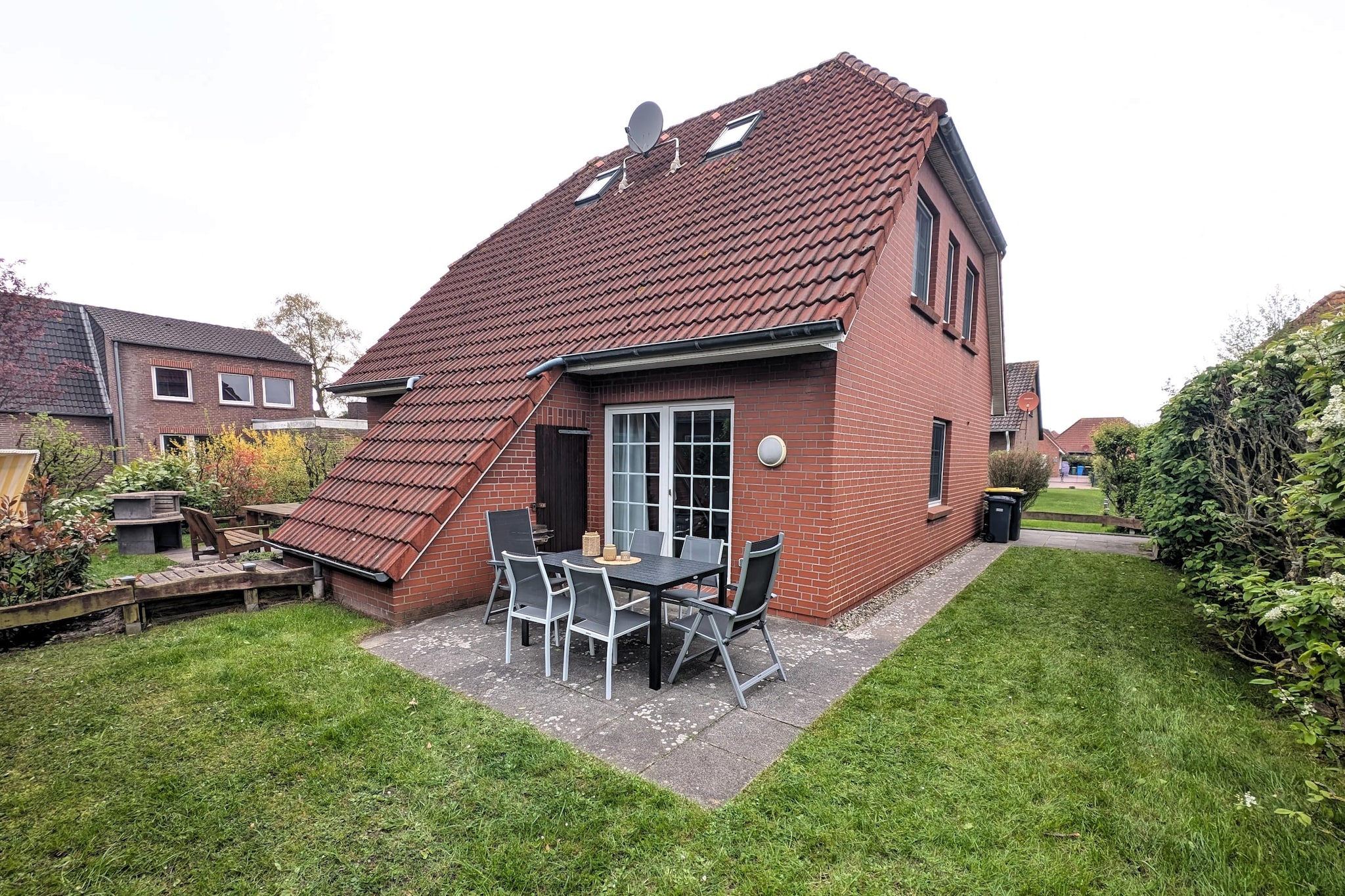 Ferienhaus Neßmersiel-Buitenkant zomer