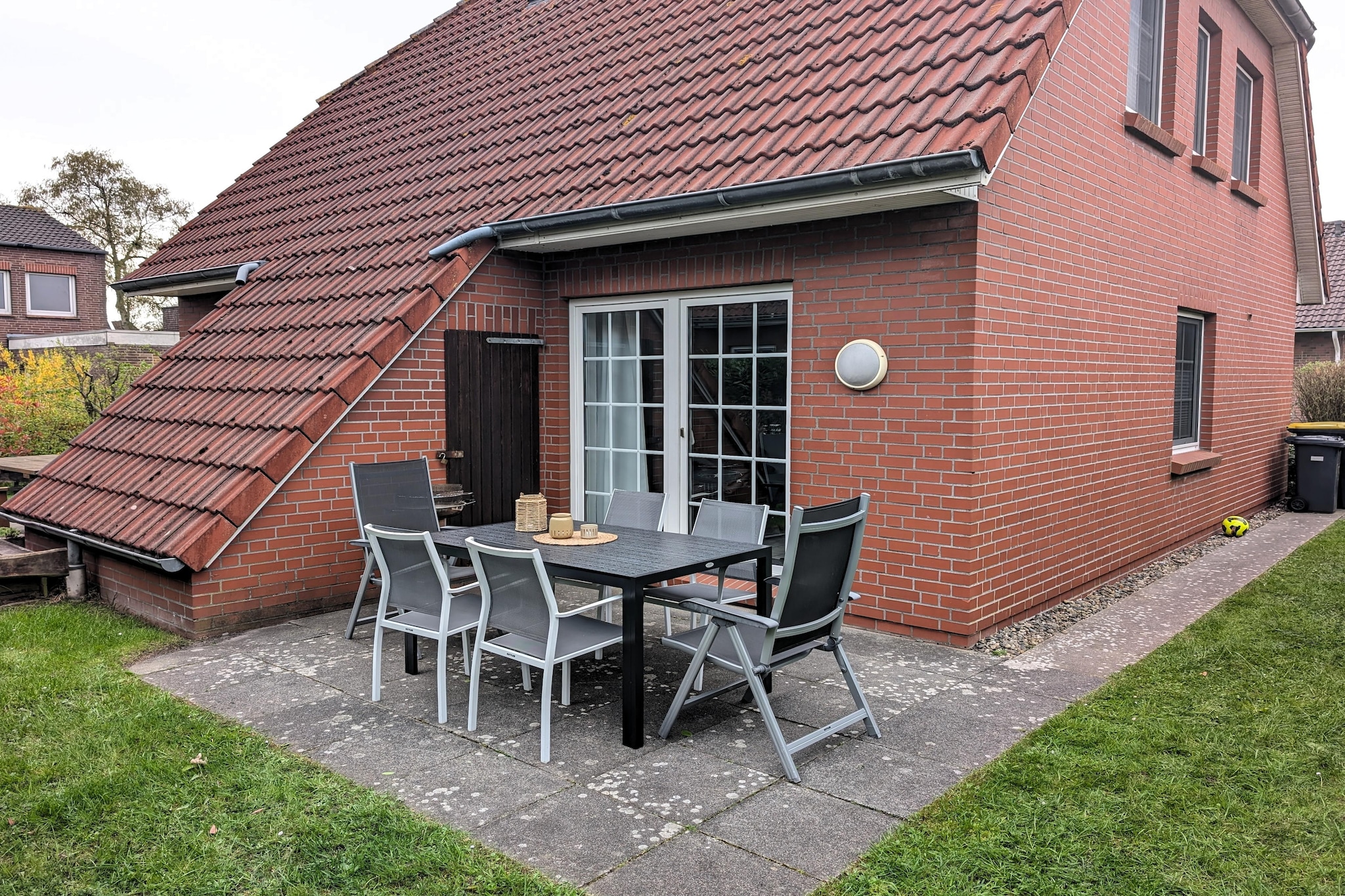 Ferienhaus Neßmersiel-Terrasbalkon