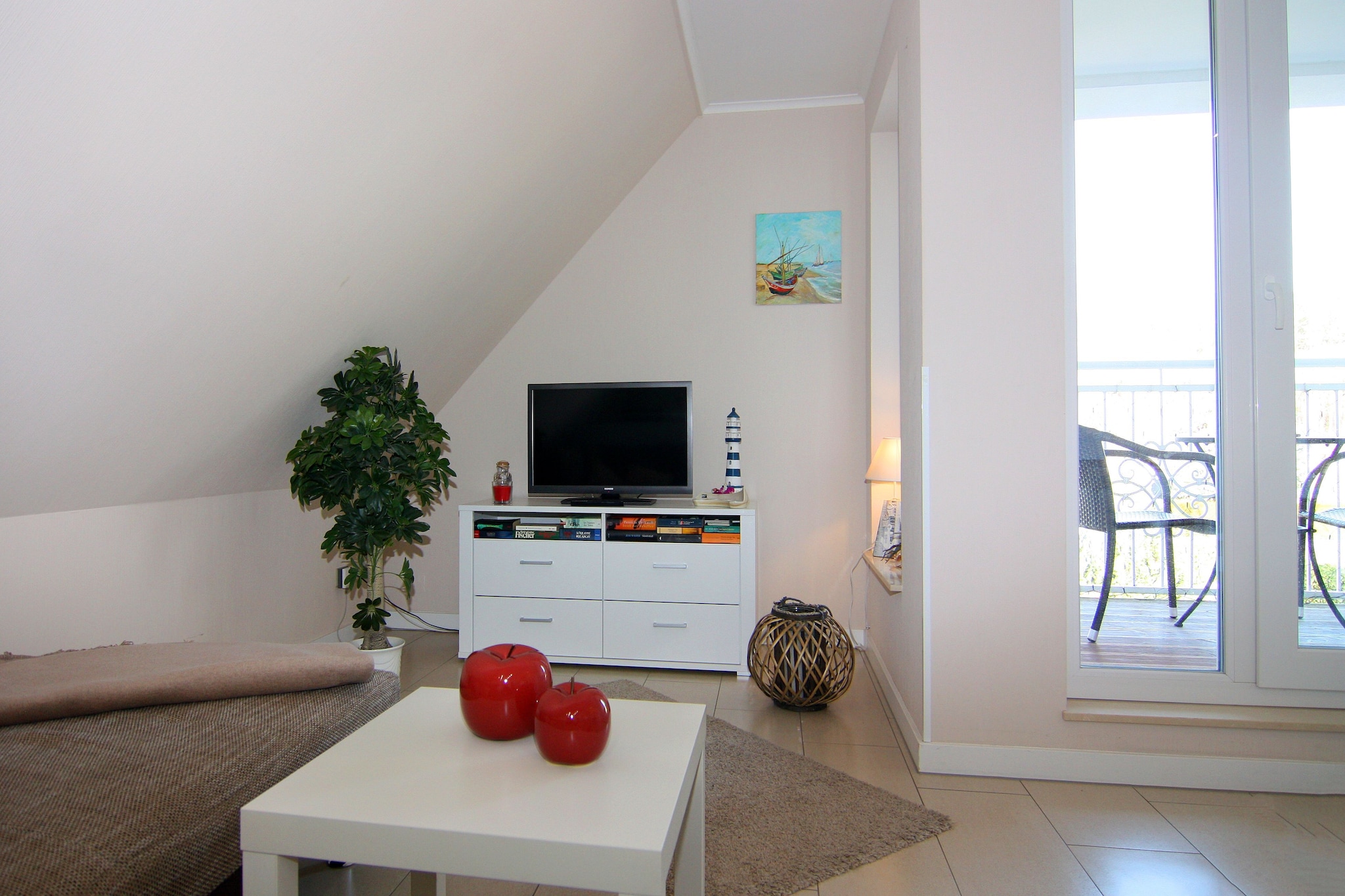 On the 1st floor: (Kitchen(electric kettle, toaster, cooker(4 ring stoves, ceramic), coffee machine, oven, dishwasher, fridge), Living/diningroom(TV(satellite), dining table, radio), bedroom(single bed, double bed), bathroom(shower, washbasin, toilet, washing machine), balcony, heating)\n\ngrill, parking, high chair, baby crib(free), Towels/Sheets (extra fee)