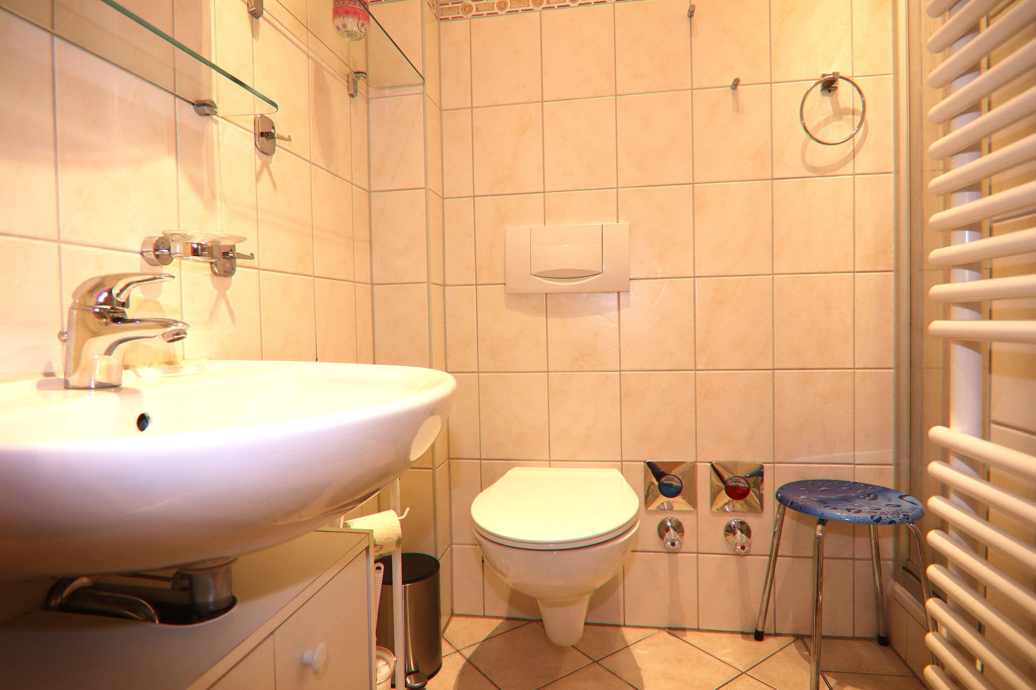 Sonnenterrasse Im EG Goethestr 10-Badkamer