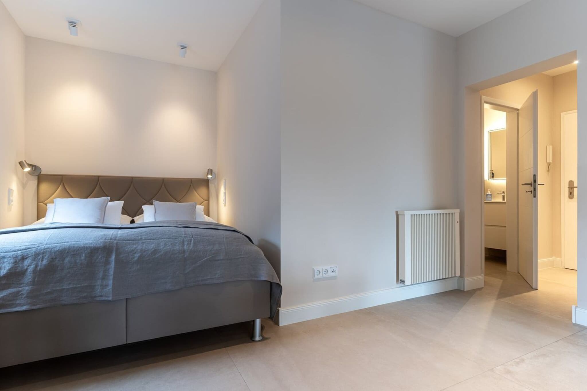 Bed Room