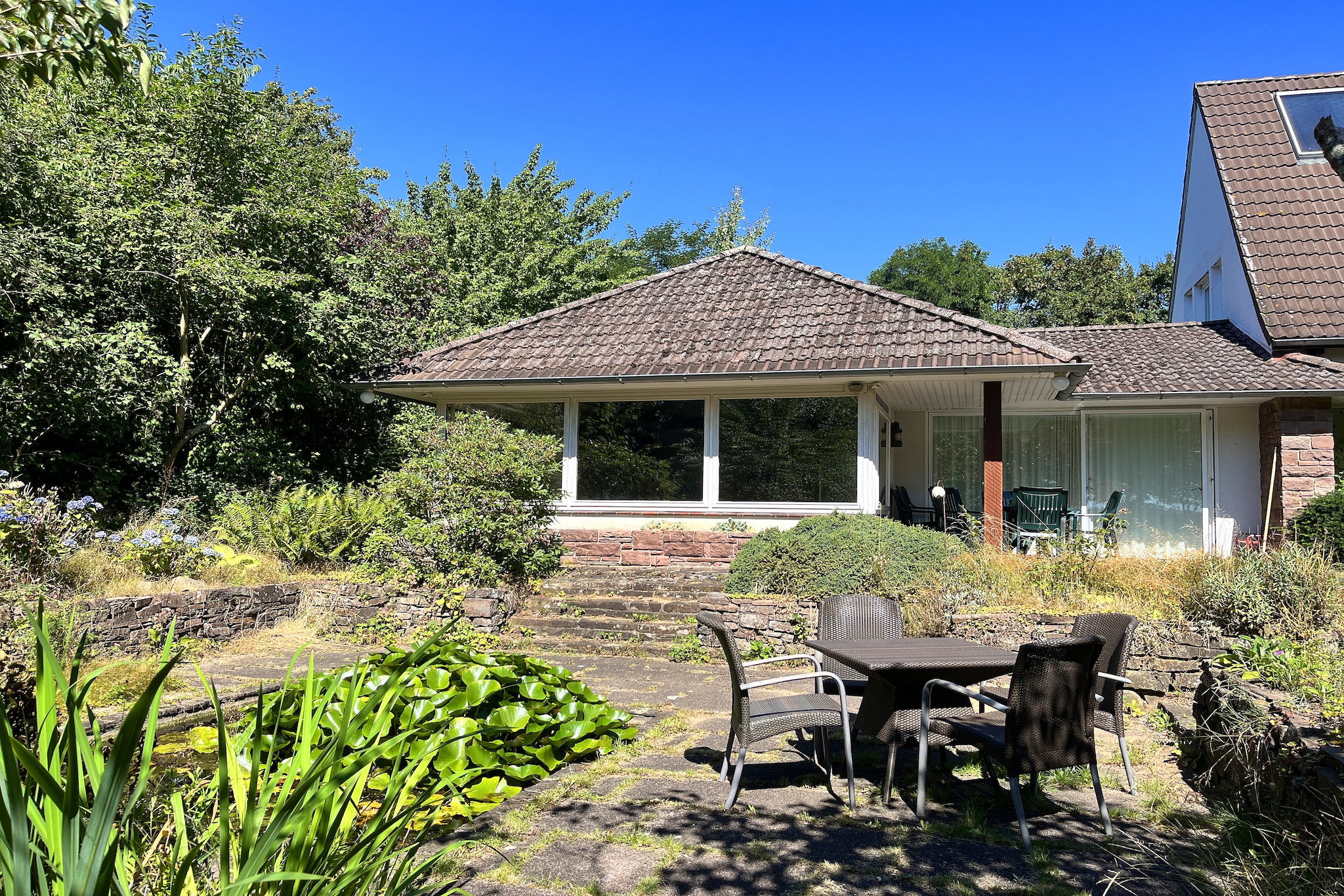Ferienhaus am Wung in Husum - Jardins en été