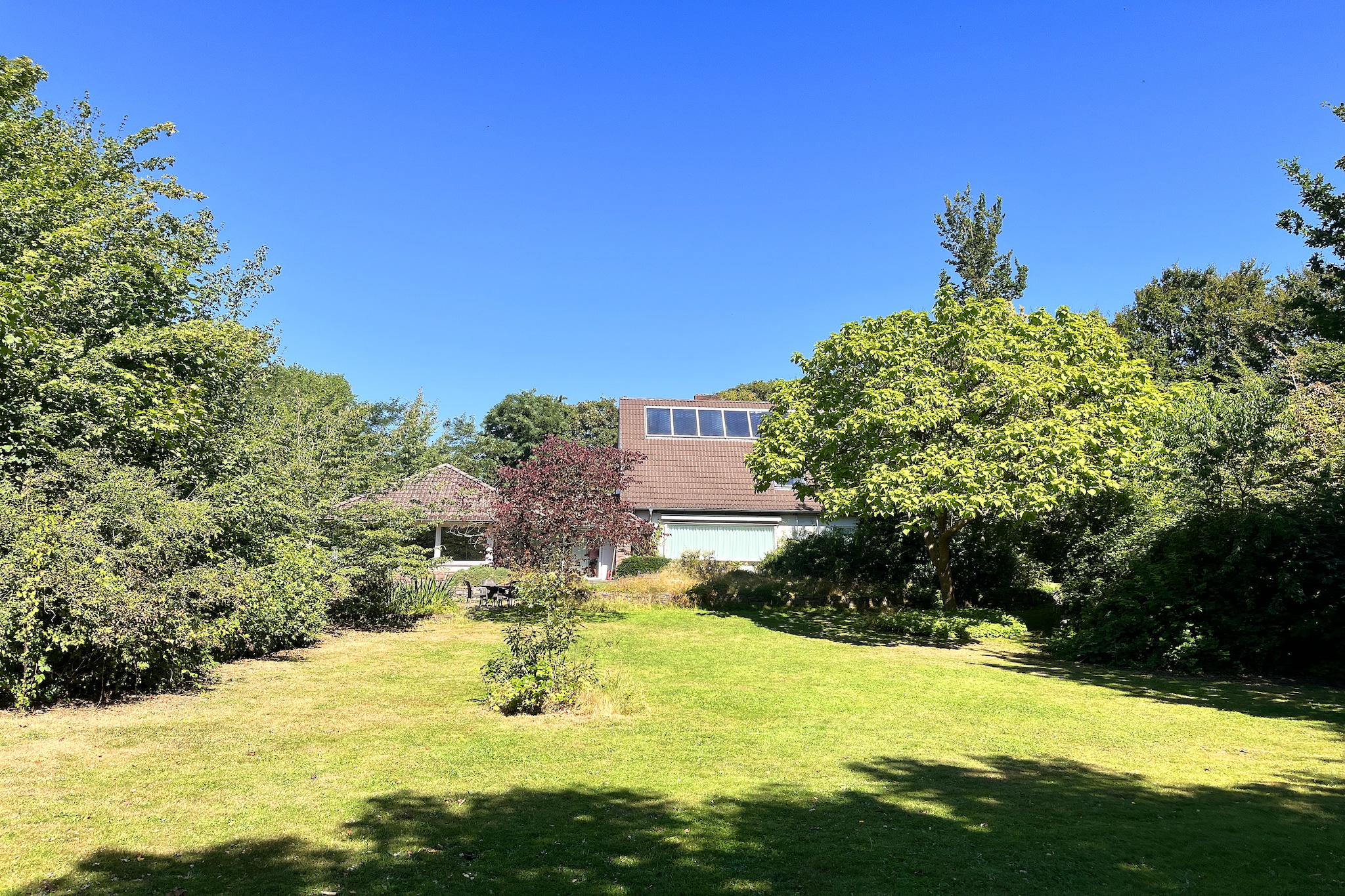Ferienhaus am Wung in Husum - Jardins en été