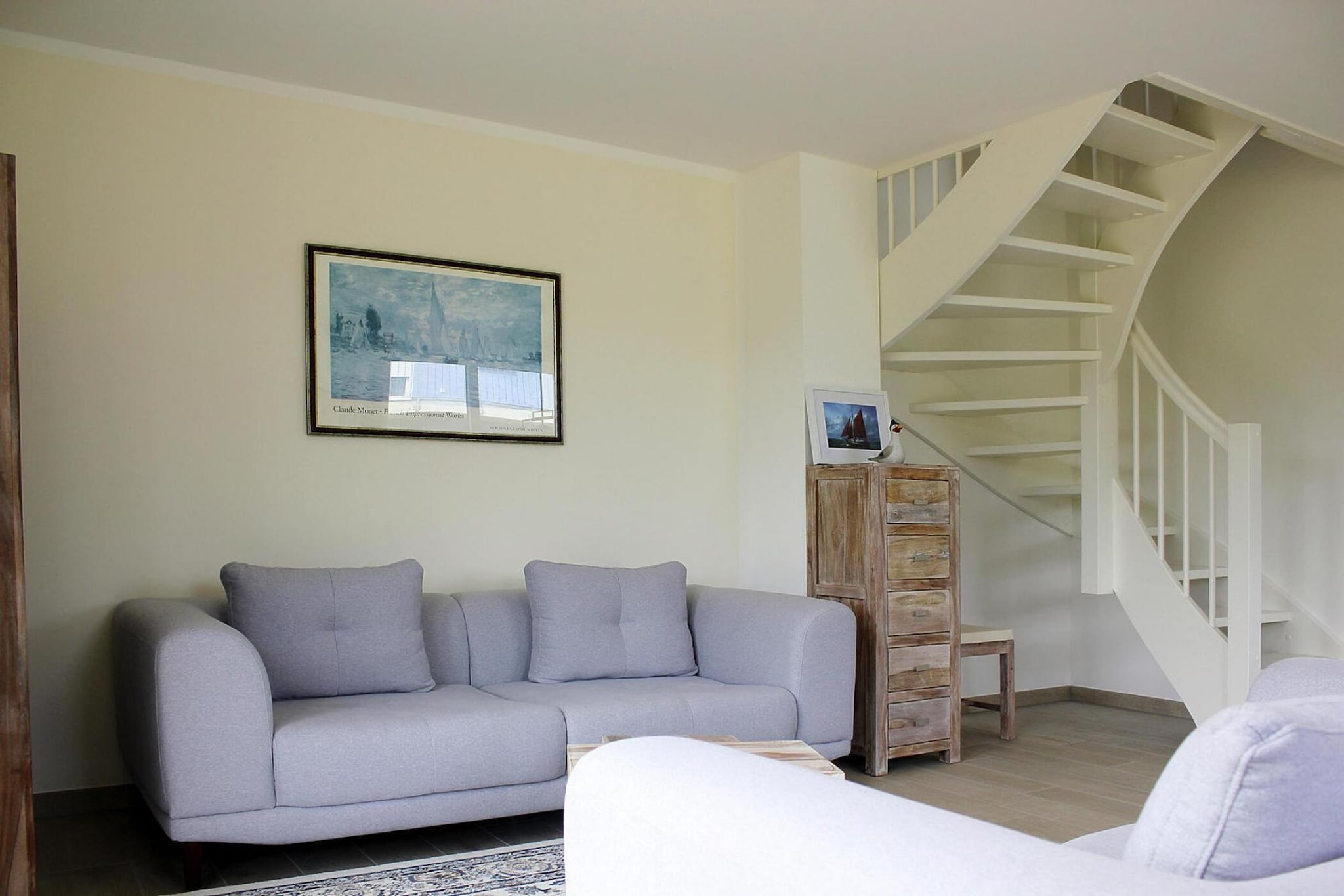 Ground floor: (toilet)\n\nOn the 1st floor: (bedroom(double bed), bedroom(single bed, small double bed), bathroom(shower, toilet, hairdryer))\n\nAttic: (open sleeping areas, single bed, single bed)\n\nopen kitchen(hob(ceramic), electric kettle, toaster, coffee machine, oven, dishwasher, fridge, freezer), Living/diningroom(TV(satellite), DVD player, Blu-ray player, radio, CD player, heating(floor heating)), terrace, garden furniture, parking, parasol, high chair, baby crib(free), Towels/Sheets (extra fee)