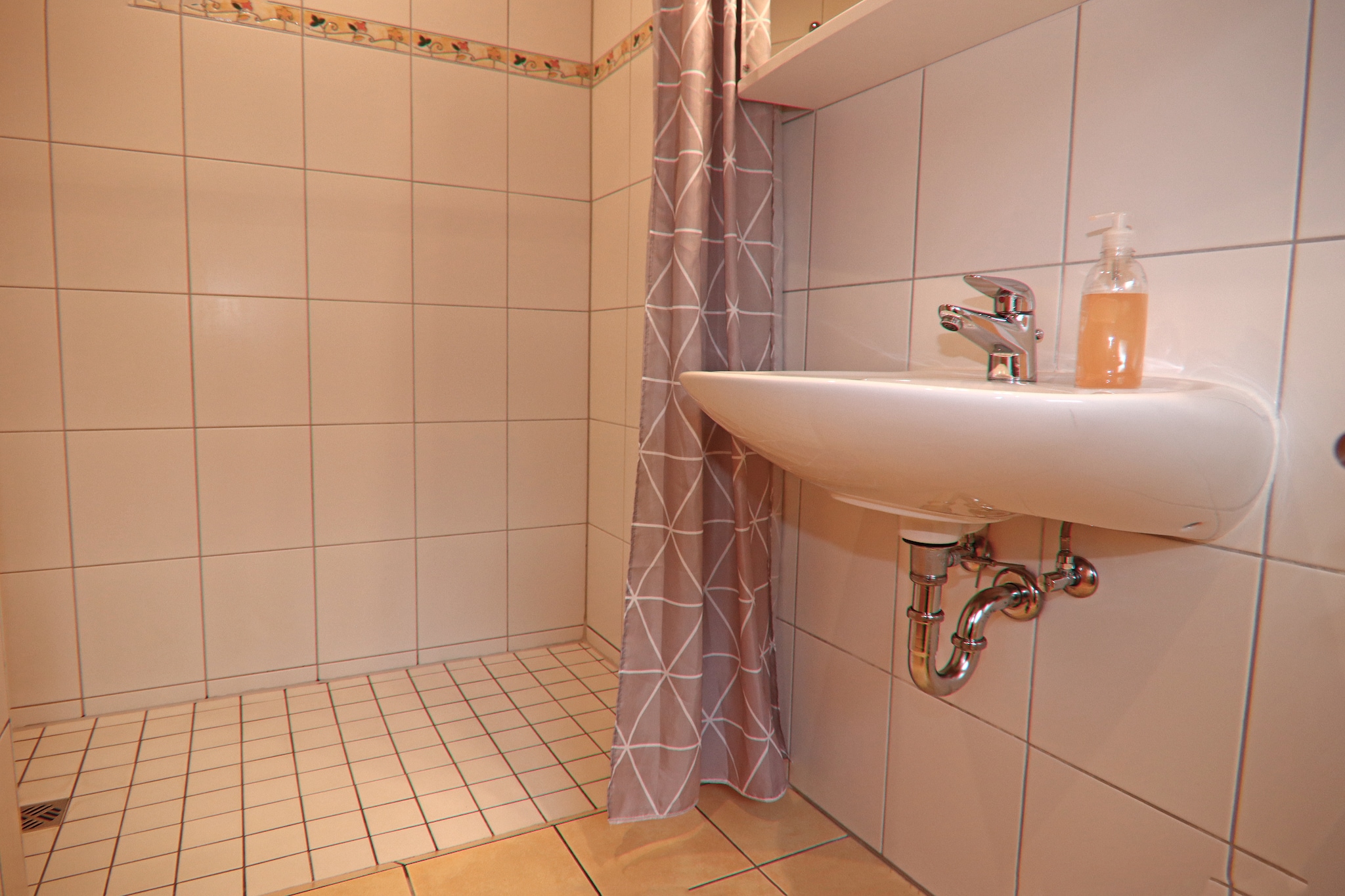 Teichrose 108 qm 9 Personen - Haus Nr 22A-Badkamer