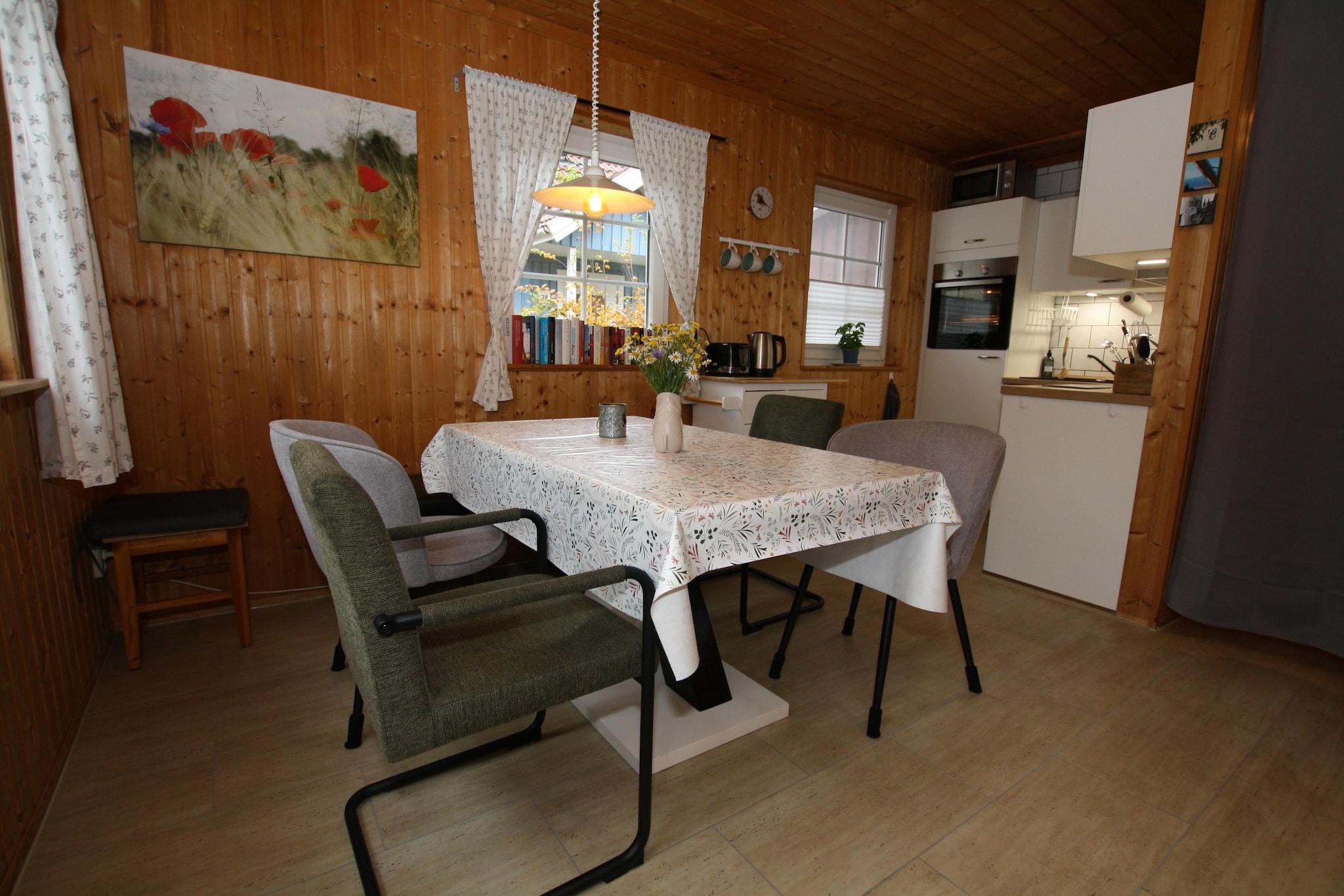 Ferienhaus Reet 65 qm-Eetkamer