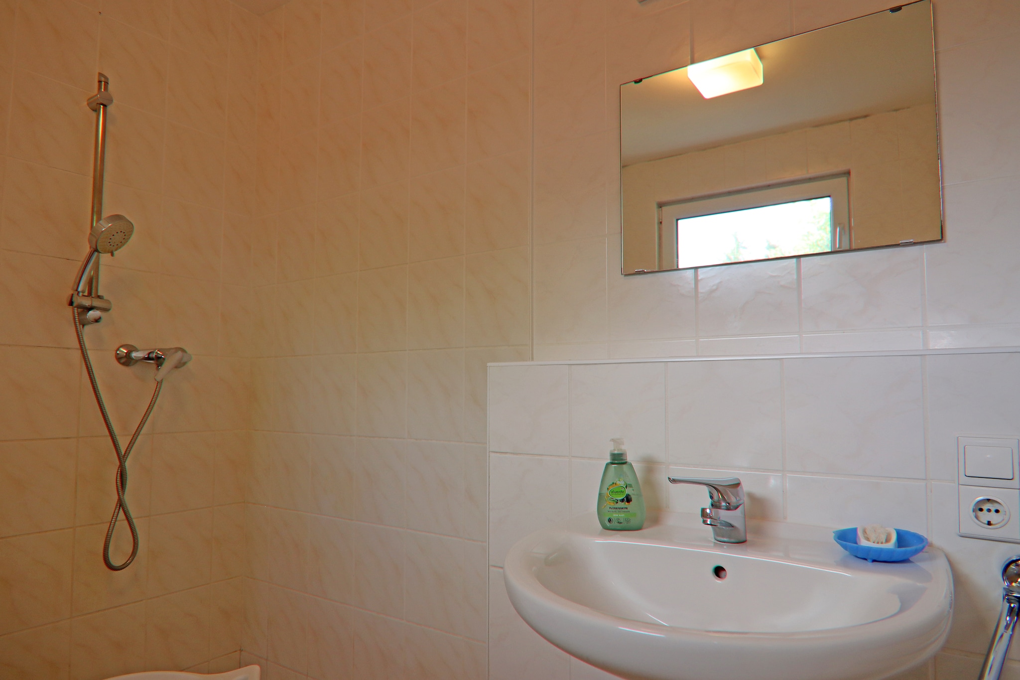 Ferienhäuser Inselblick / Ferienhaus 1 60 qm-Bathroom