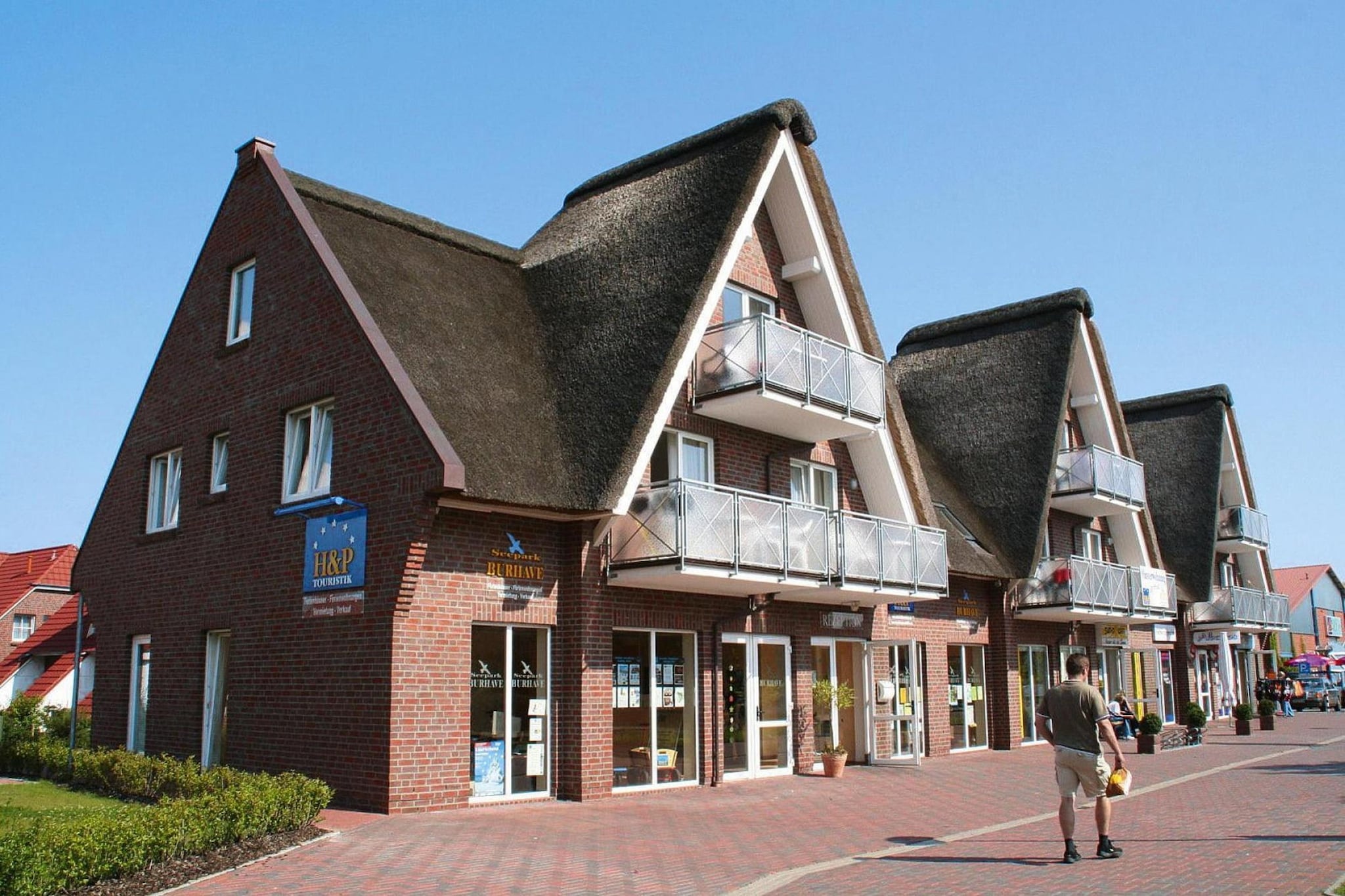 Exterior Summer