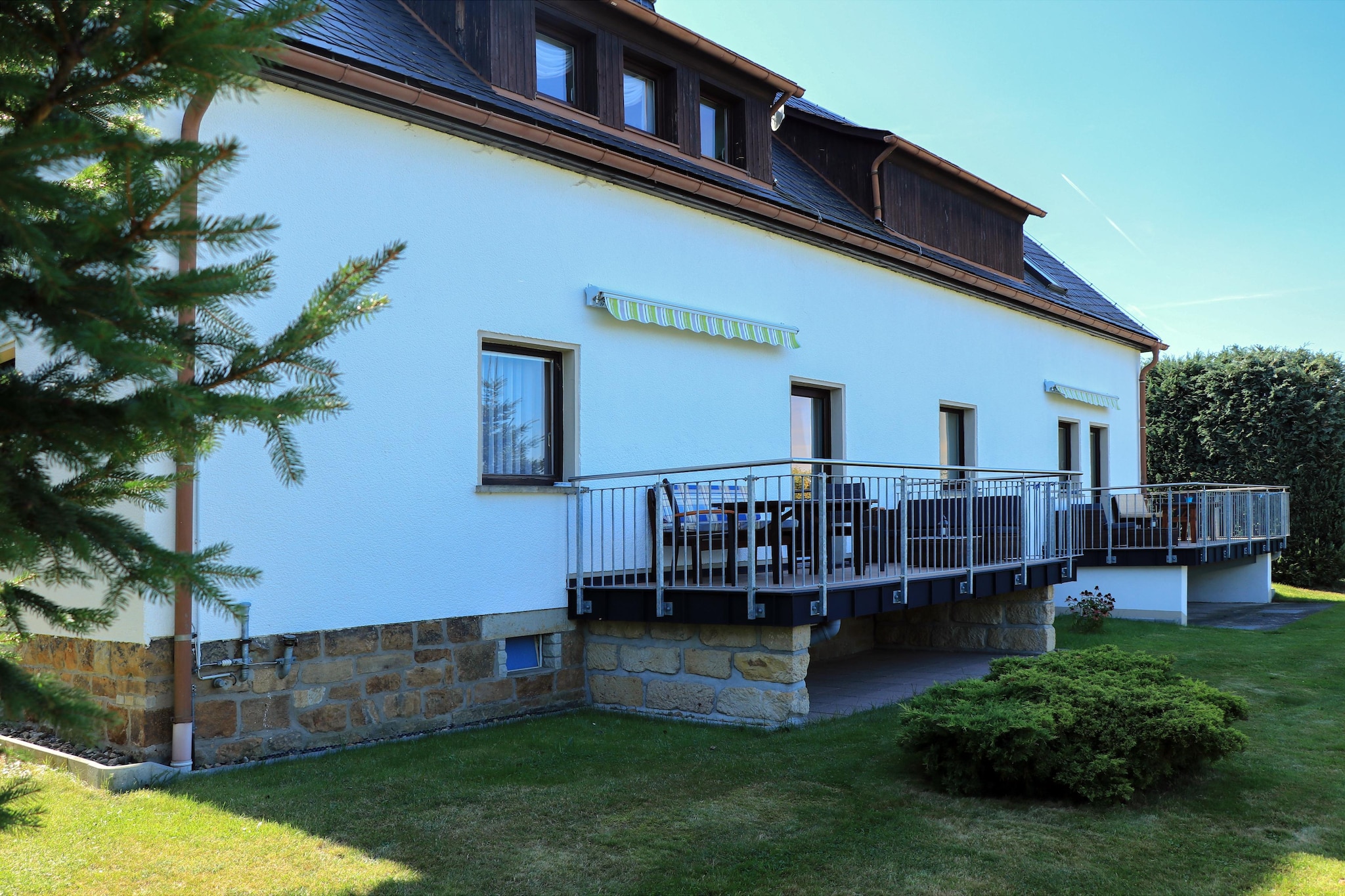 Festungsblick-Buitenkant zomer