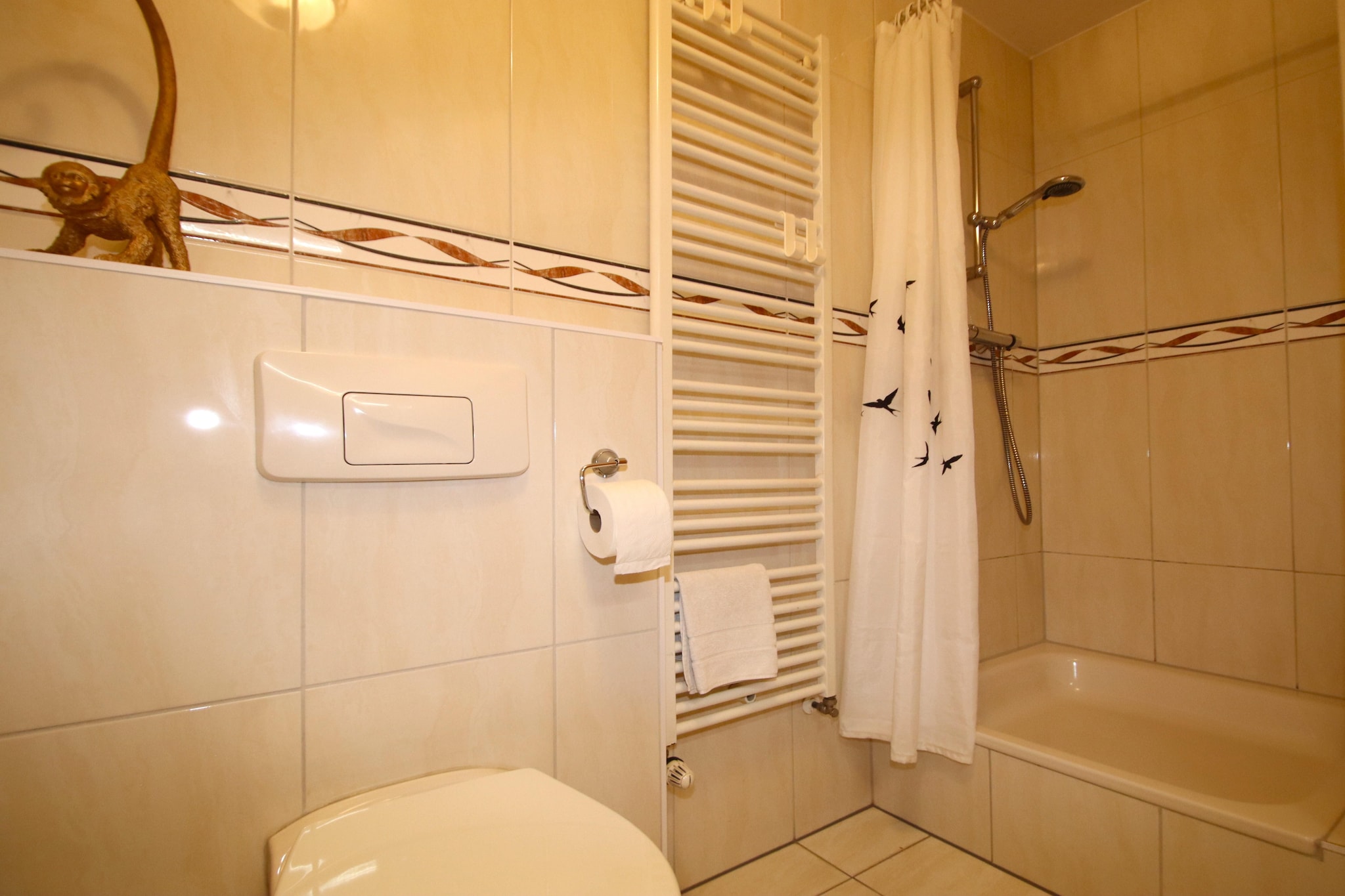 Doppelhaushälfte mit Sonnenterrasse - Badkamer