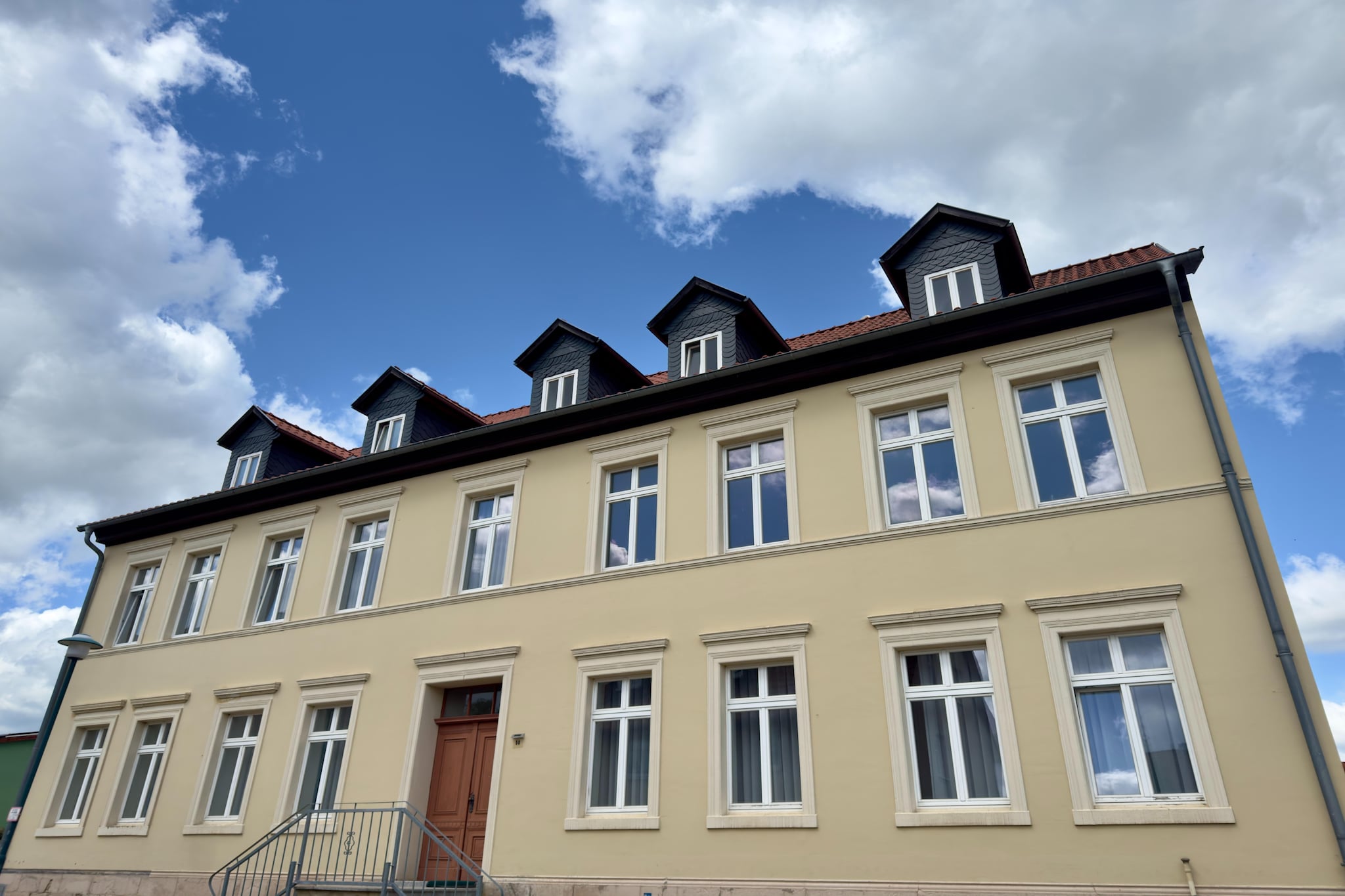 Askanier 2 Pers-Exterior summer