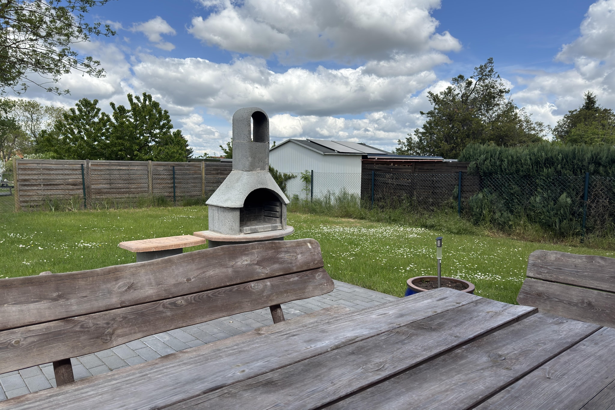 Askanier 4Pers  2 Kinder-Garten Sommer