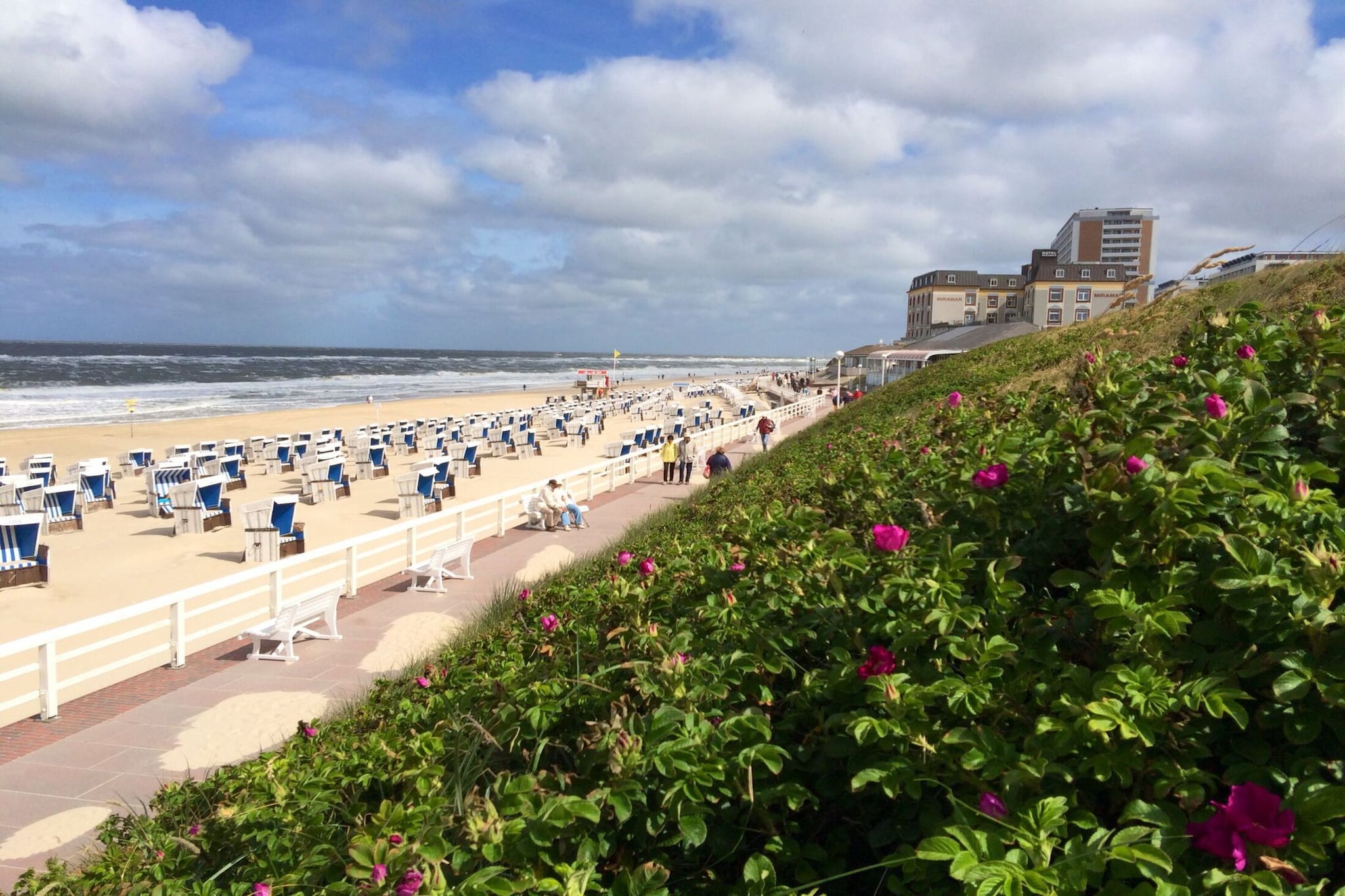 Apartementhaus Andrea Wohnung 2 - Westerland-Buitenkant zomer