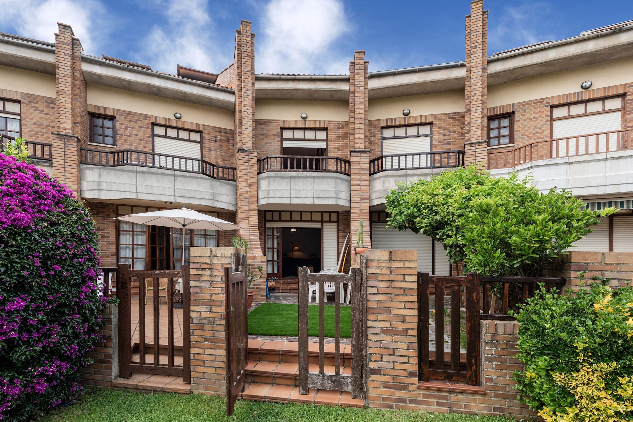 Exterior Summer