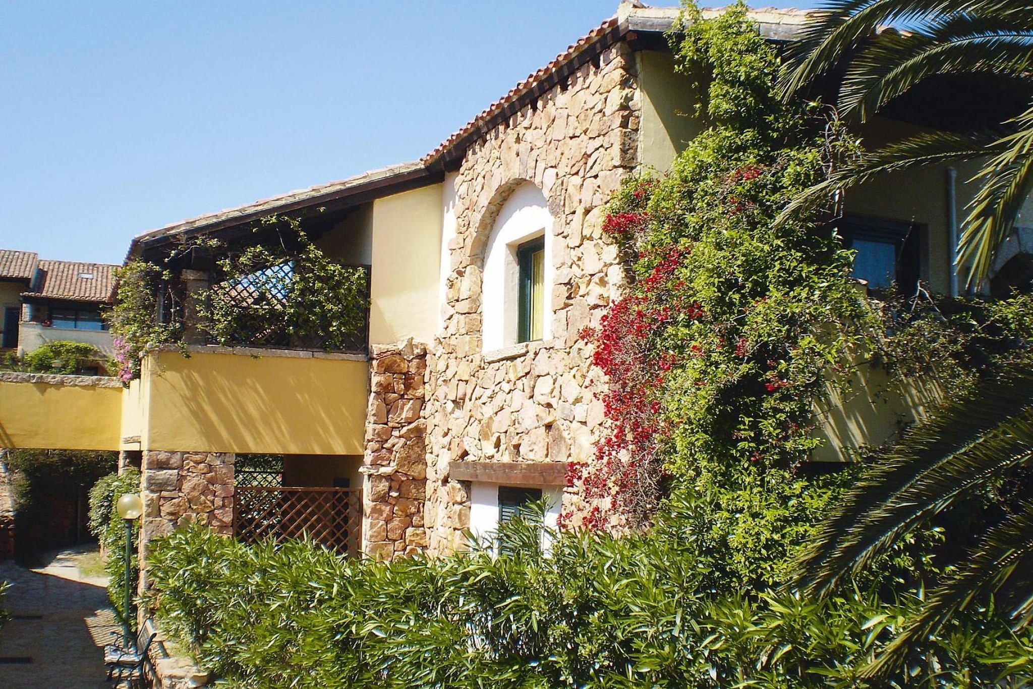 Exterior Summer