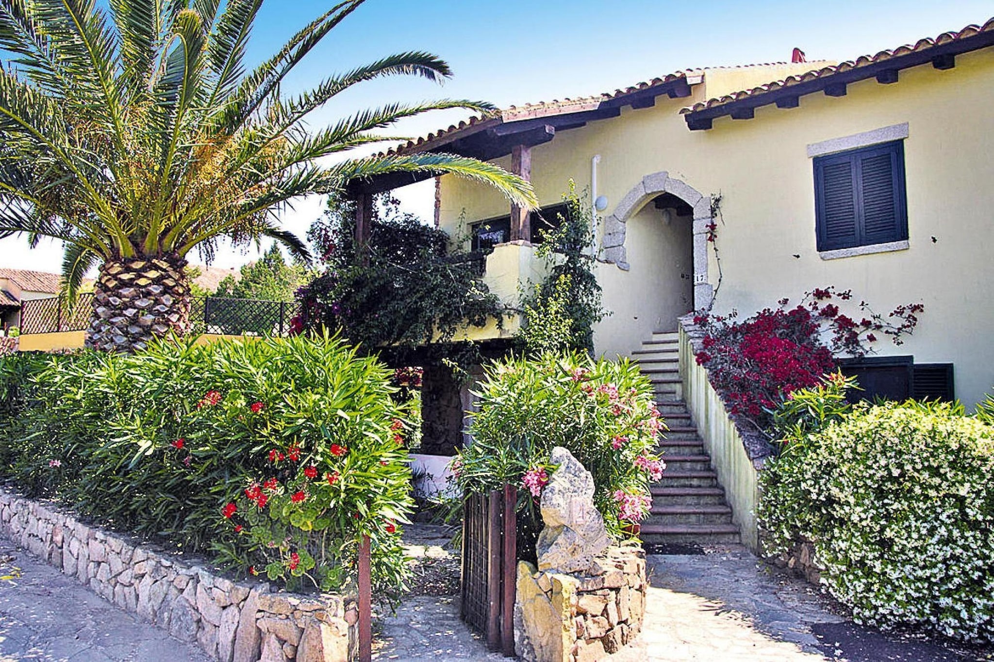 Exterior Summer