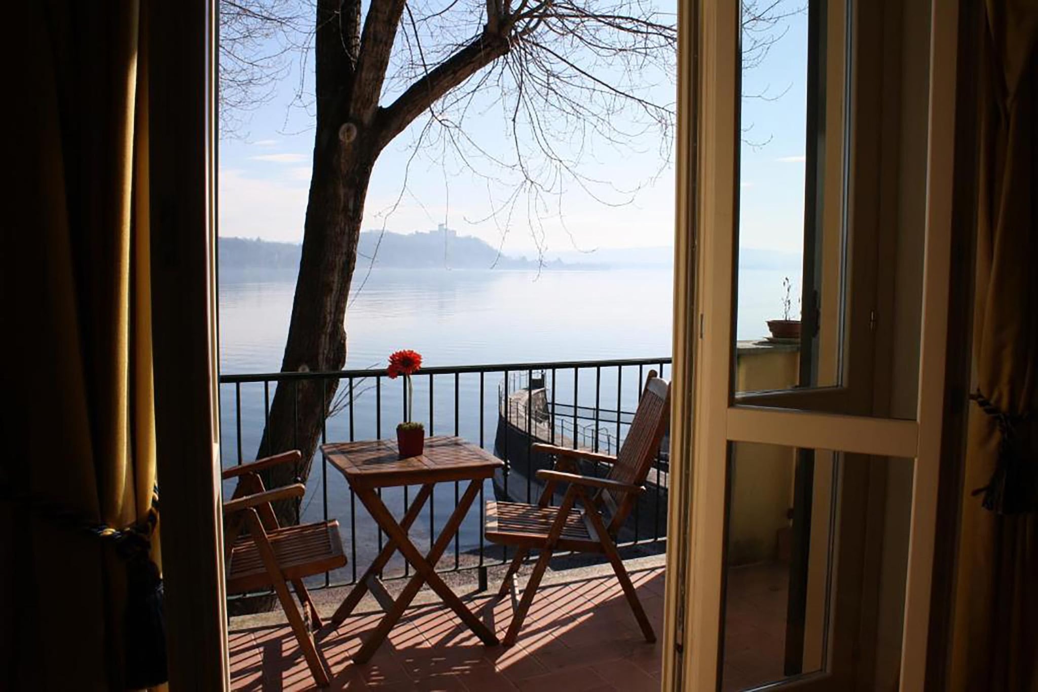 Villa Greta Meina-Bilo Baveno or I Madre - Terrasse/Balkon