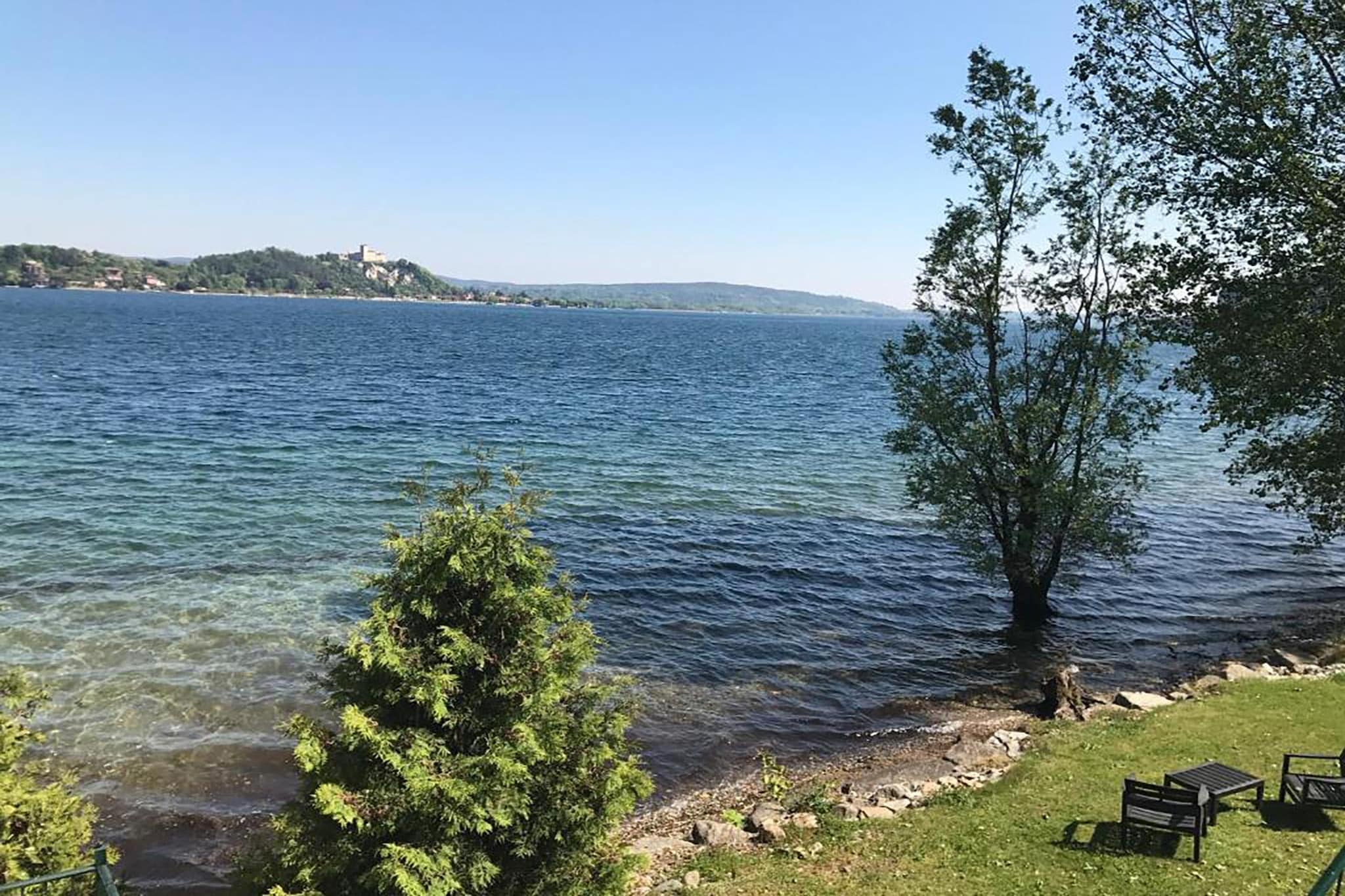Villa Greta Meina-Bilo Baveno or I Madre - Außenbereich Sommer