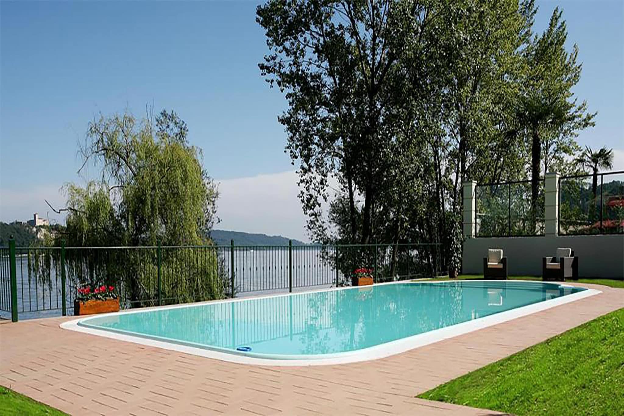 Villa Greta Meina-Bilo Baveno or I Madre