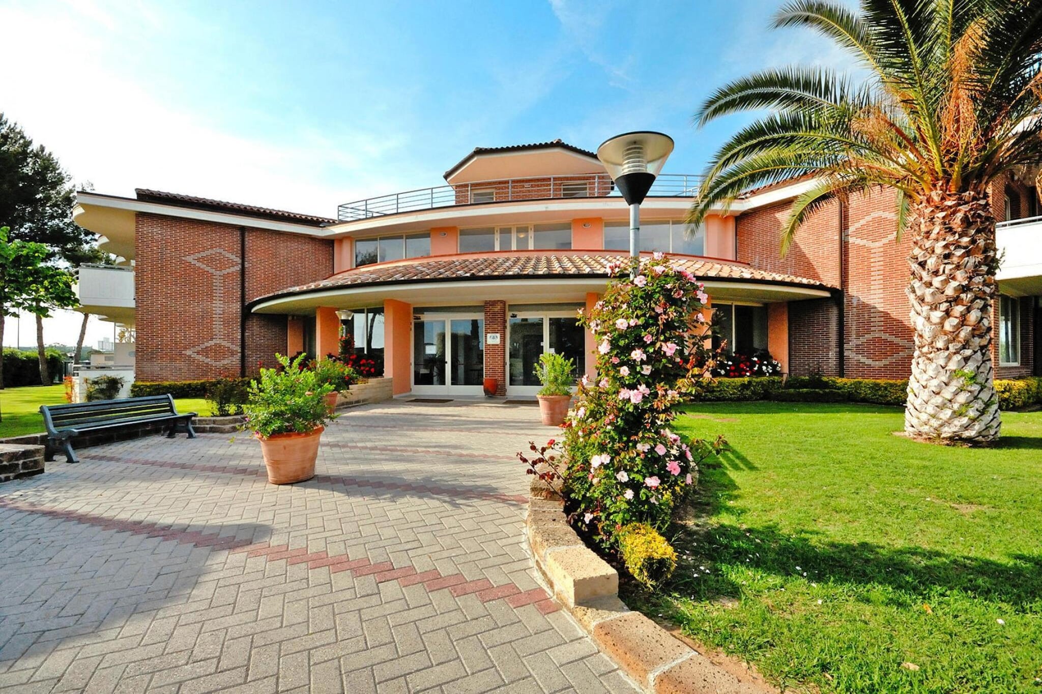Ferienanlage La Cecinella Villaggio Turistico Cecina Mare Typ Trilo D Villette piano terra-giardino