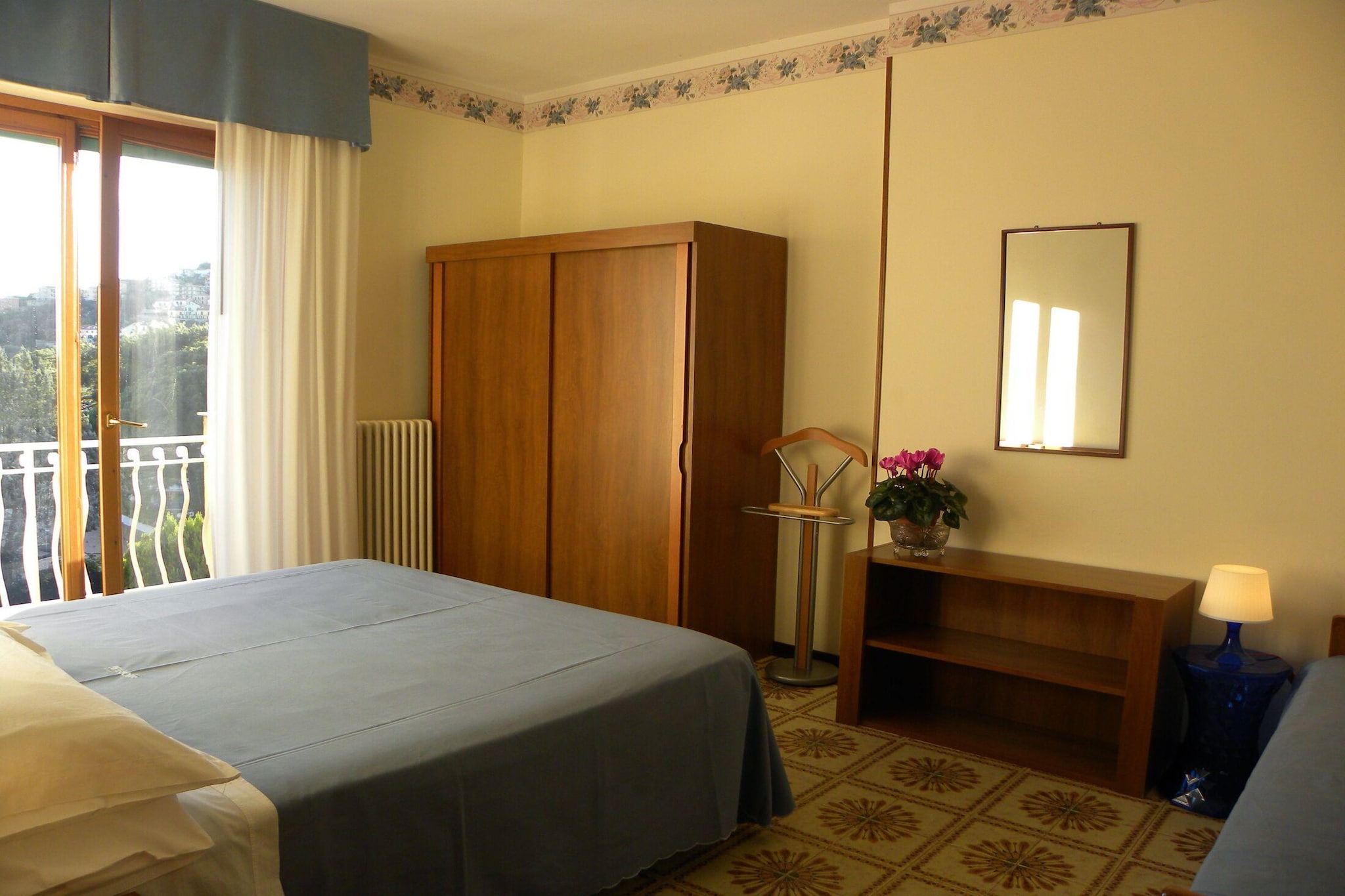 Bed Room
