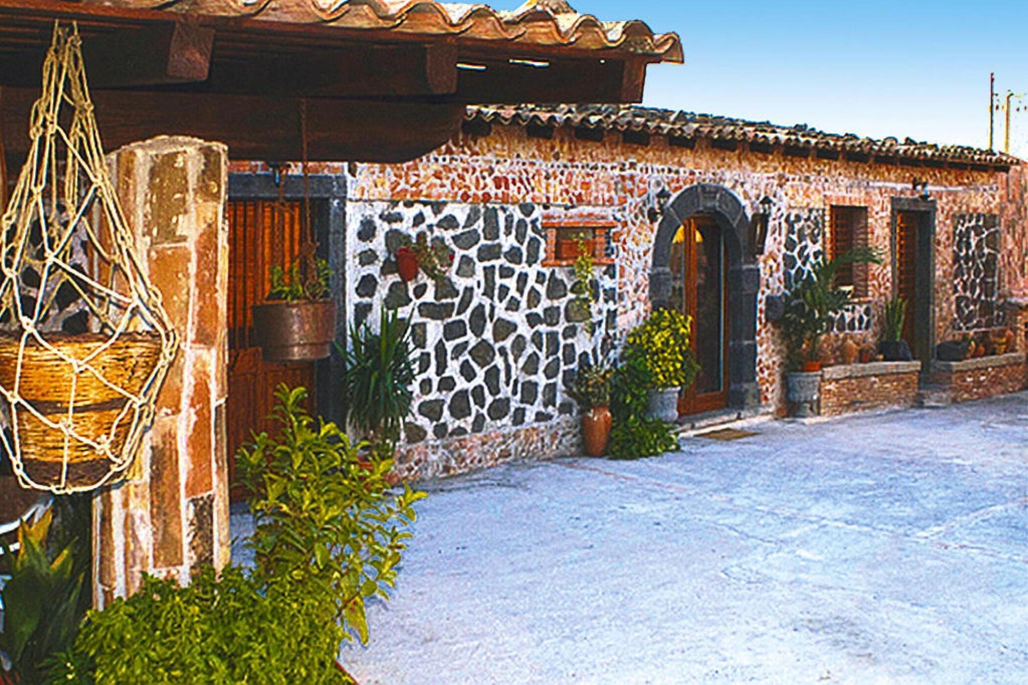 Holiday home Castiglione di Sicilia-Villa Jelú ex Villa Maria-Buitenkant zomer