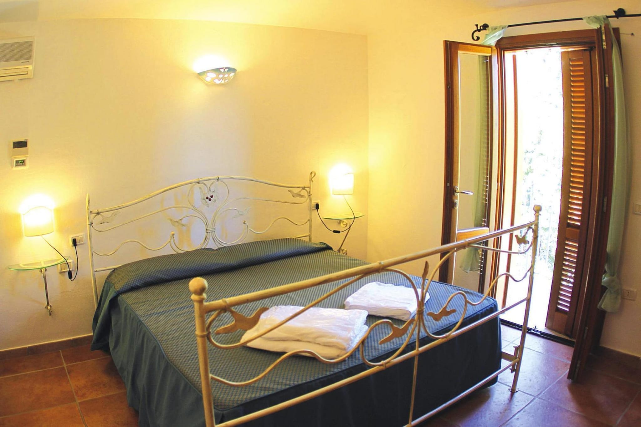 Bed Room