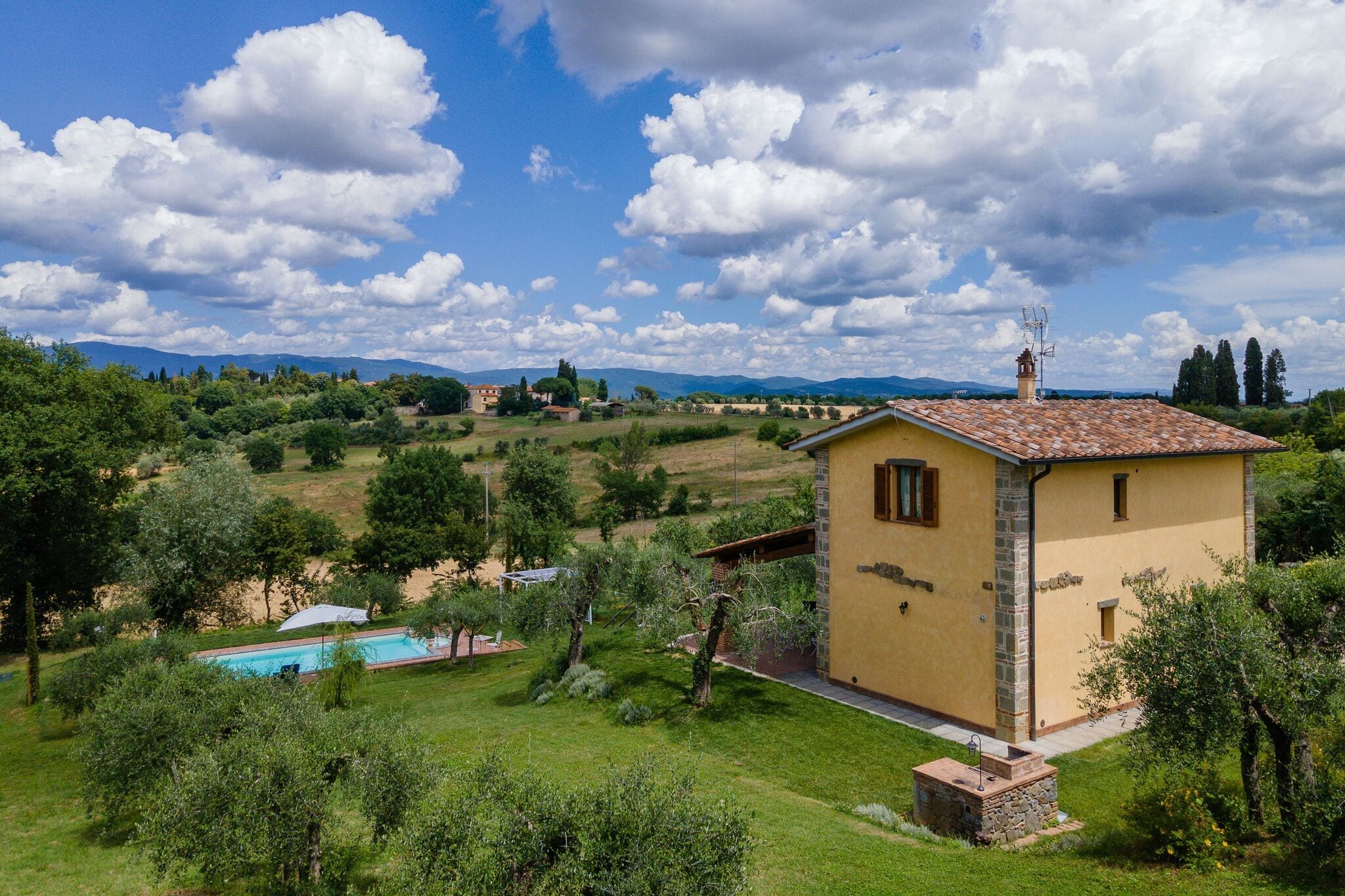 Villa fascinante à Cortona avec piscine privée