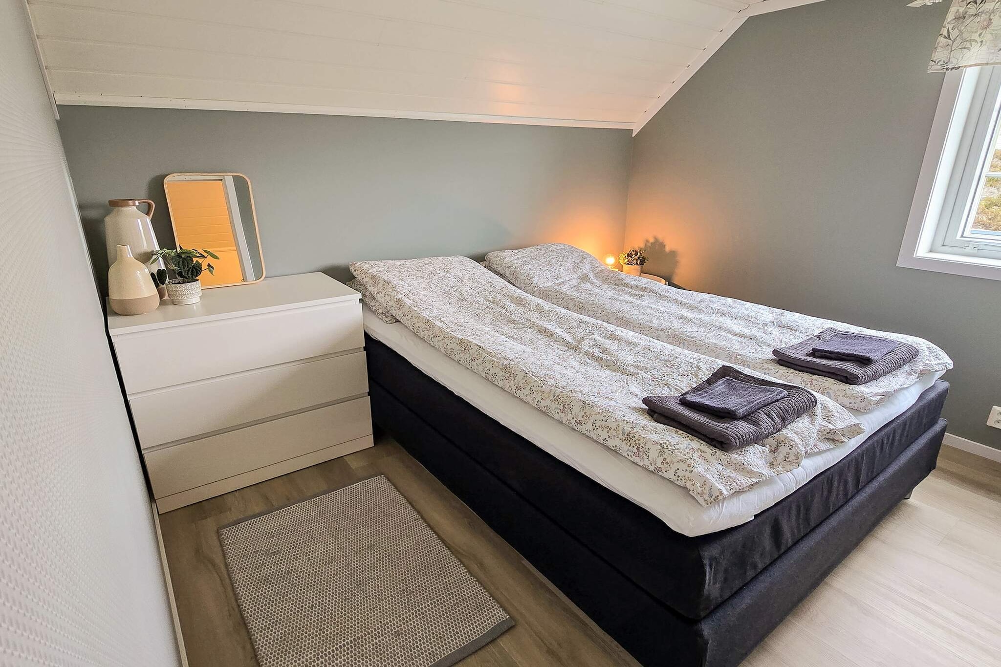 6 Personen Ferienhaus in Bud-Innen