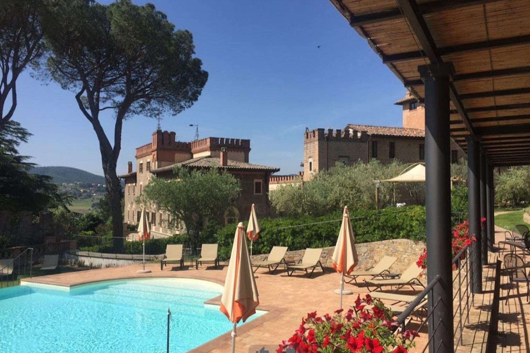 Gezellig appartement in Perugia met een gedeeld zwembad