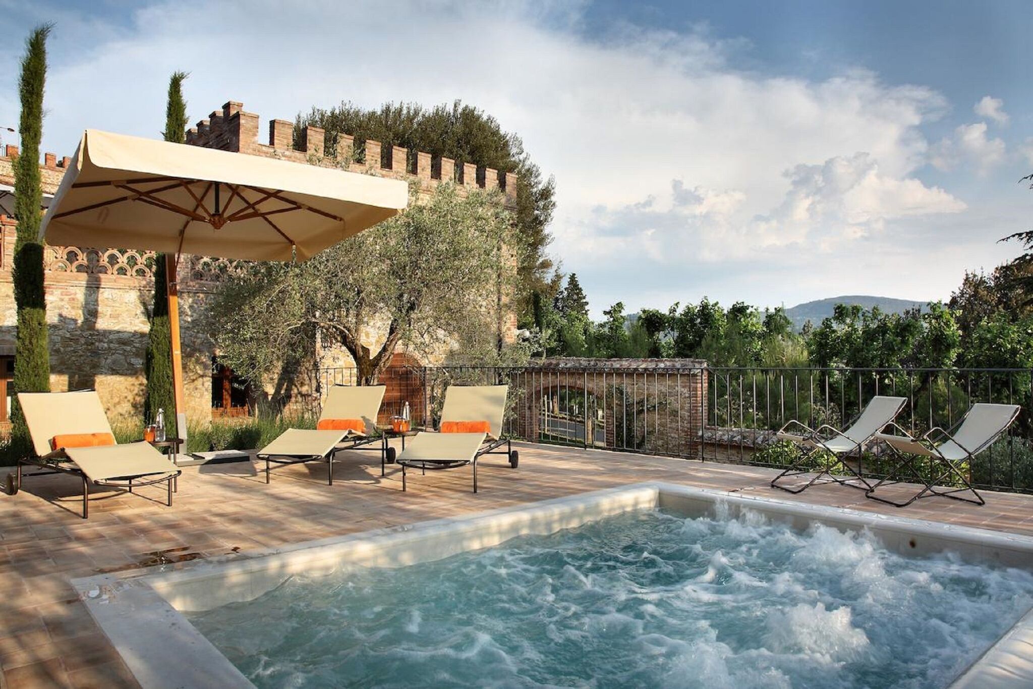 Gezellig appartement in Perugia met een gedeeld zwembad