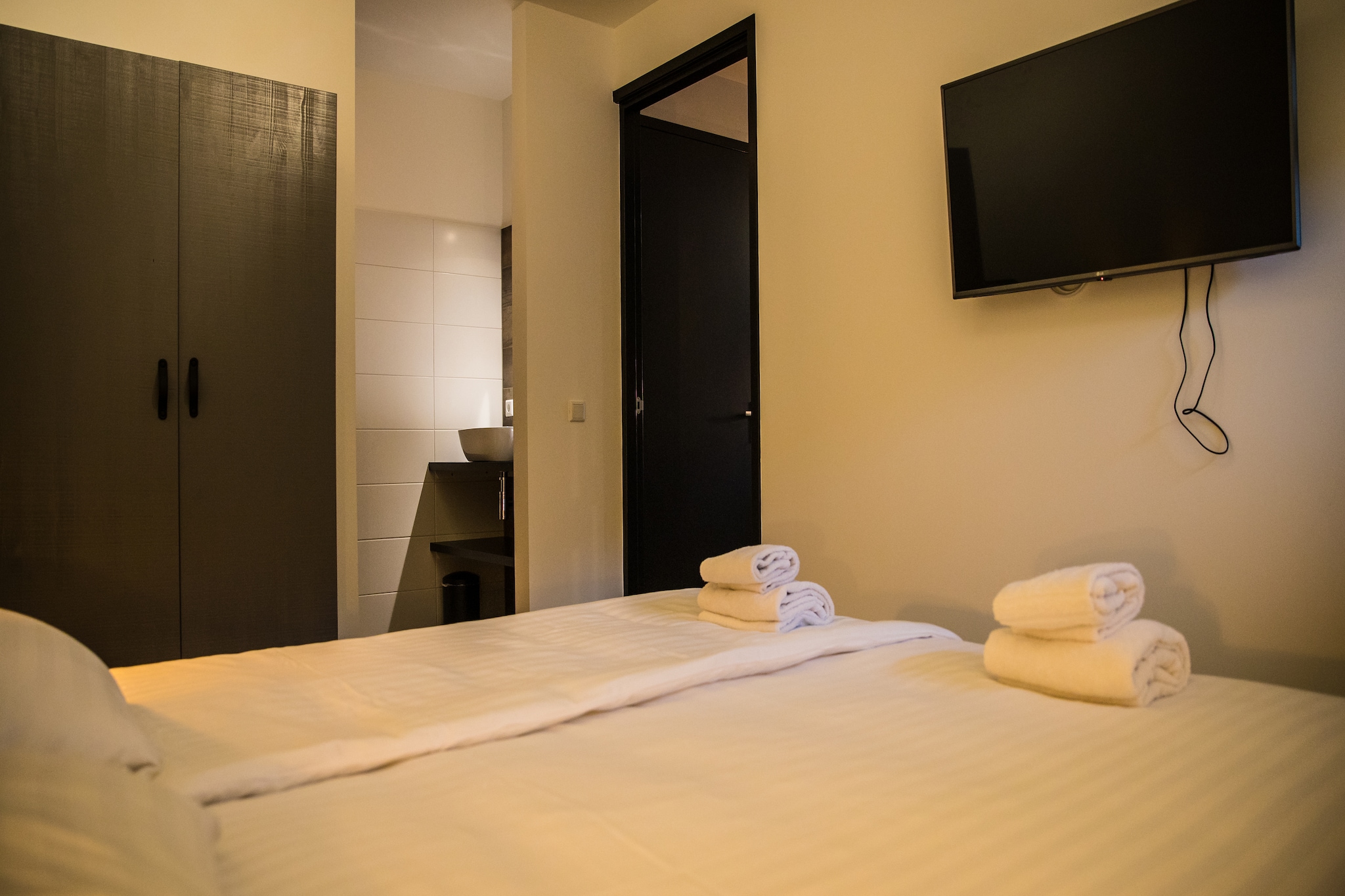 Bed Room