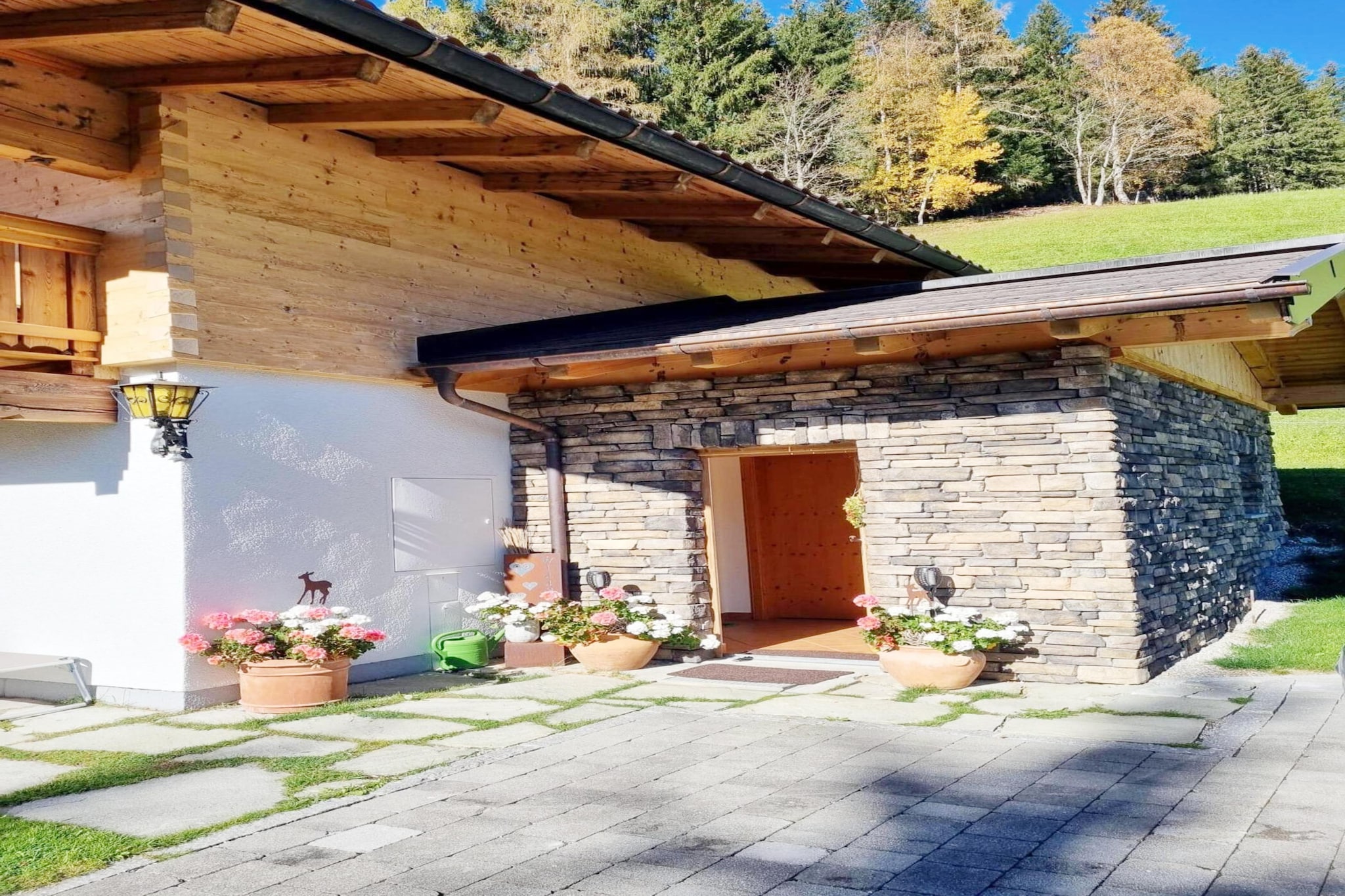 Exterior Summer