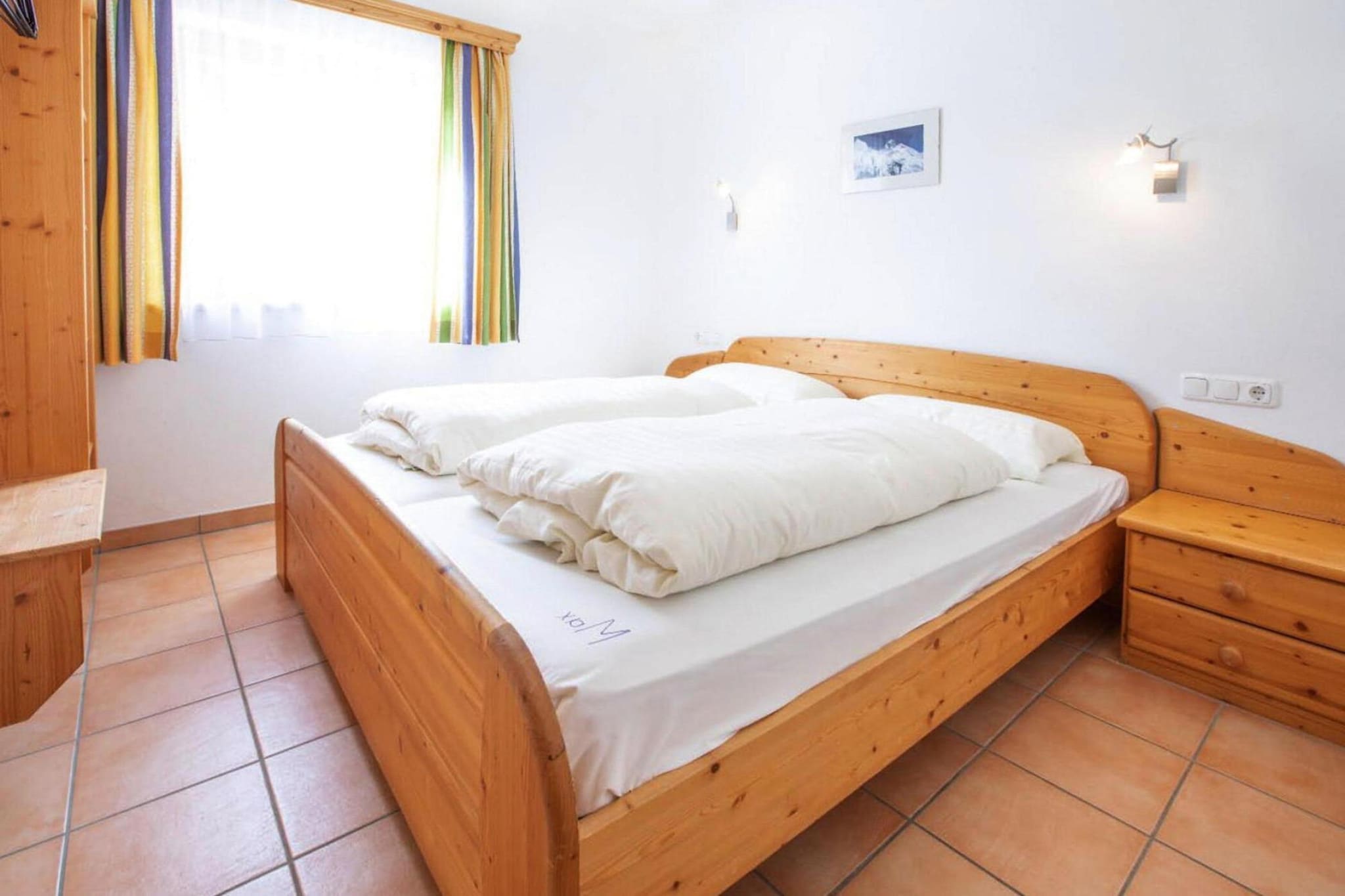 Living room(double sofa bed, TV(satellite), DVD player, video, radio), Kitchen(stove, electric kettle, toaster, coffee machine, oven, dishwasher, fridge-freezer), bedroom(double bed), bedroom(double bed), bedroom(double bed), bathroom(bath tub, toilet), bathroom(shower, toilet), washing machine, balcony, heating(gas), heating(floor heating), terrace, garden furniture, parking, parking, high chair, baby crib(paid)