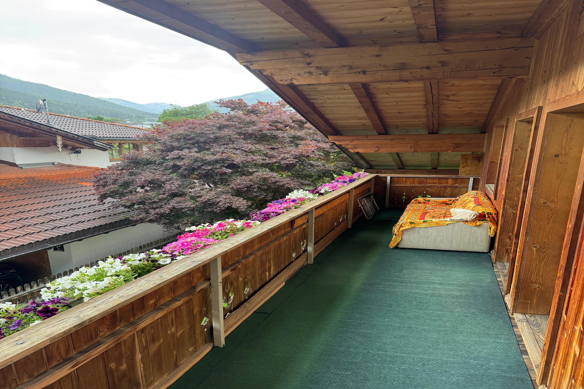 Ferienhaus Saurer-Terrasbalkon