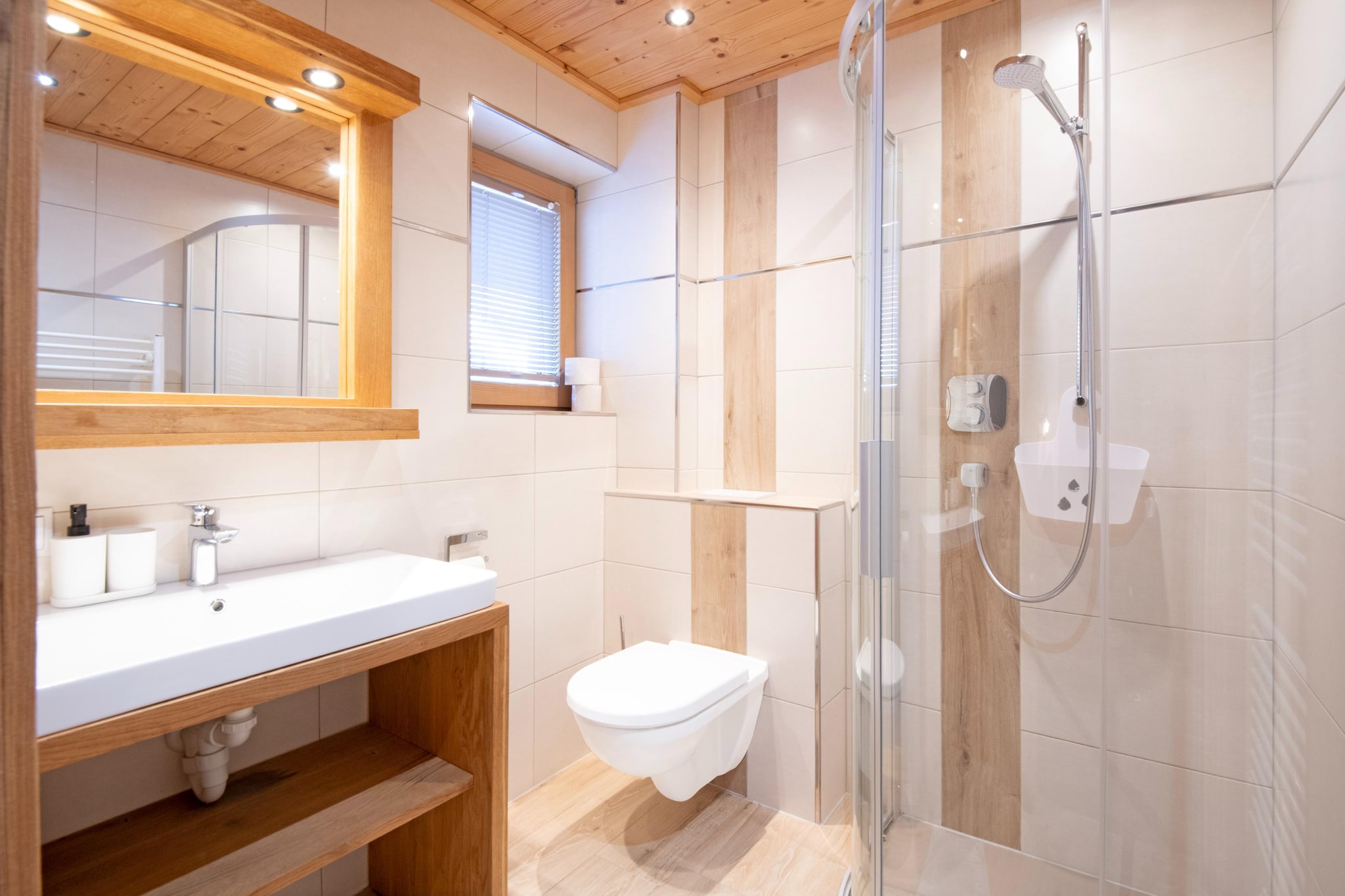 Ferienhaus Marienbergl - 6 Personen-Badezimmer