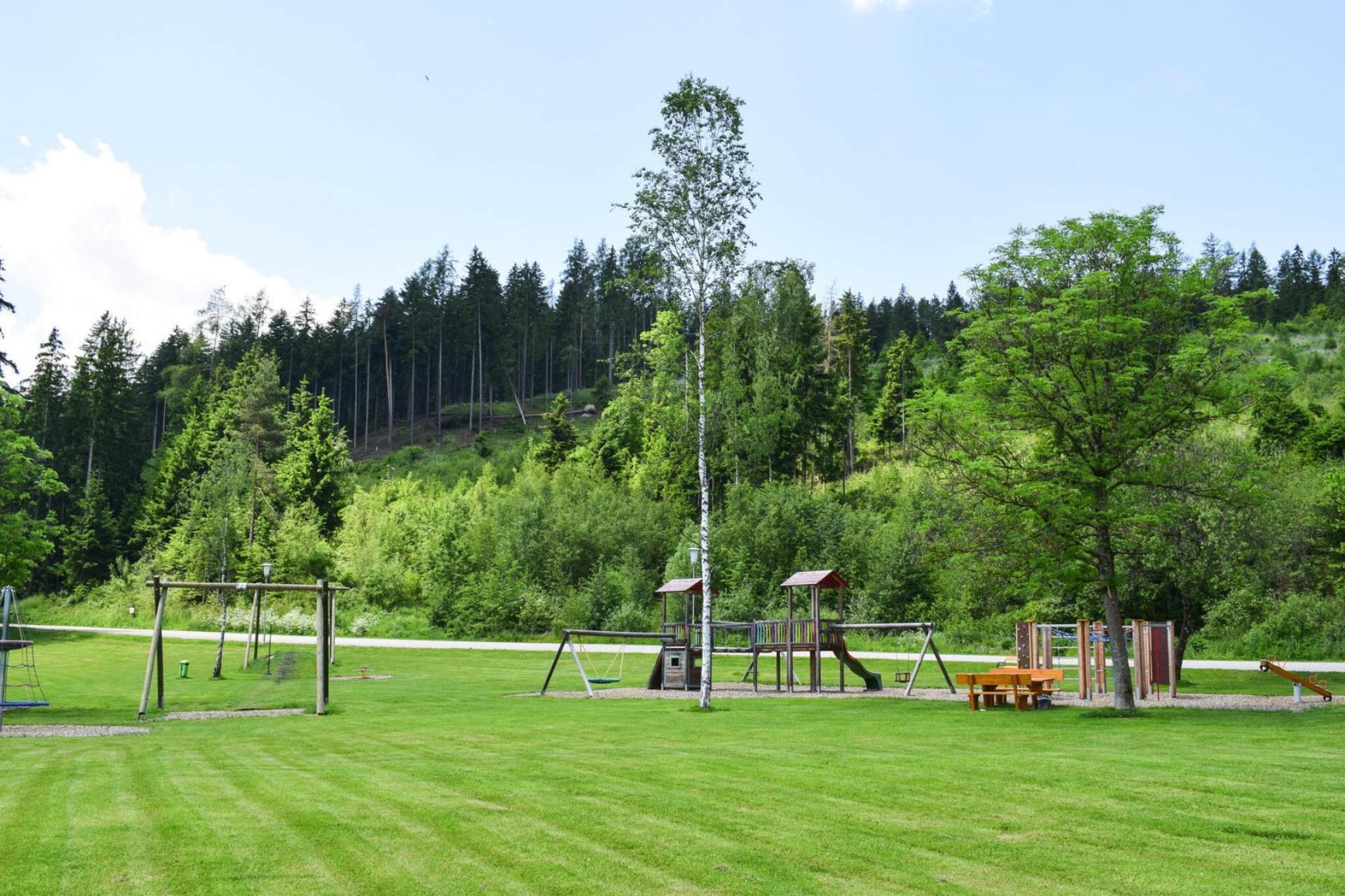 Ferienhütte Trabochersee - Garten Sommer