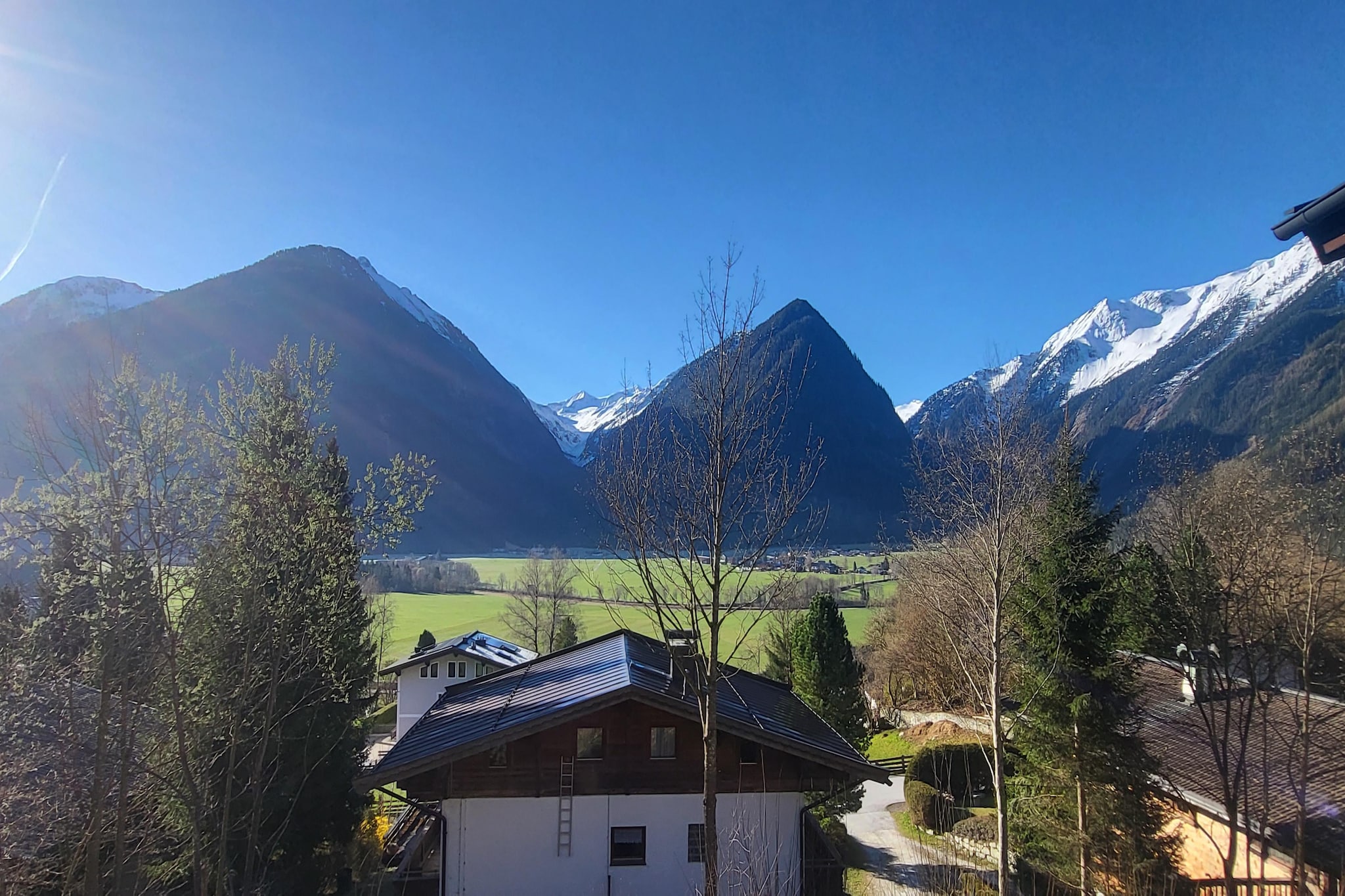 Appartement Tauernfenster-Uitzicht zomer