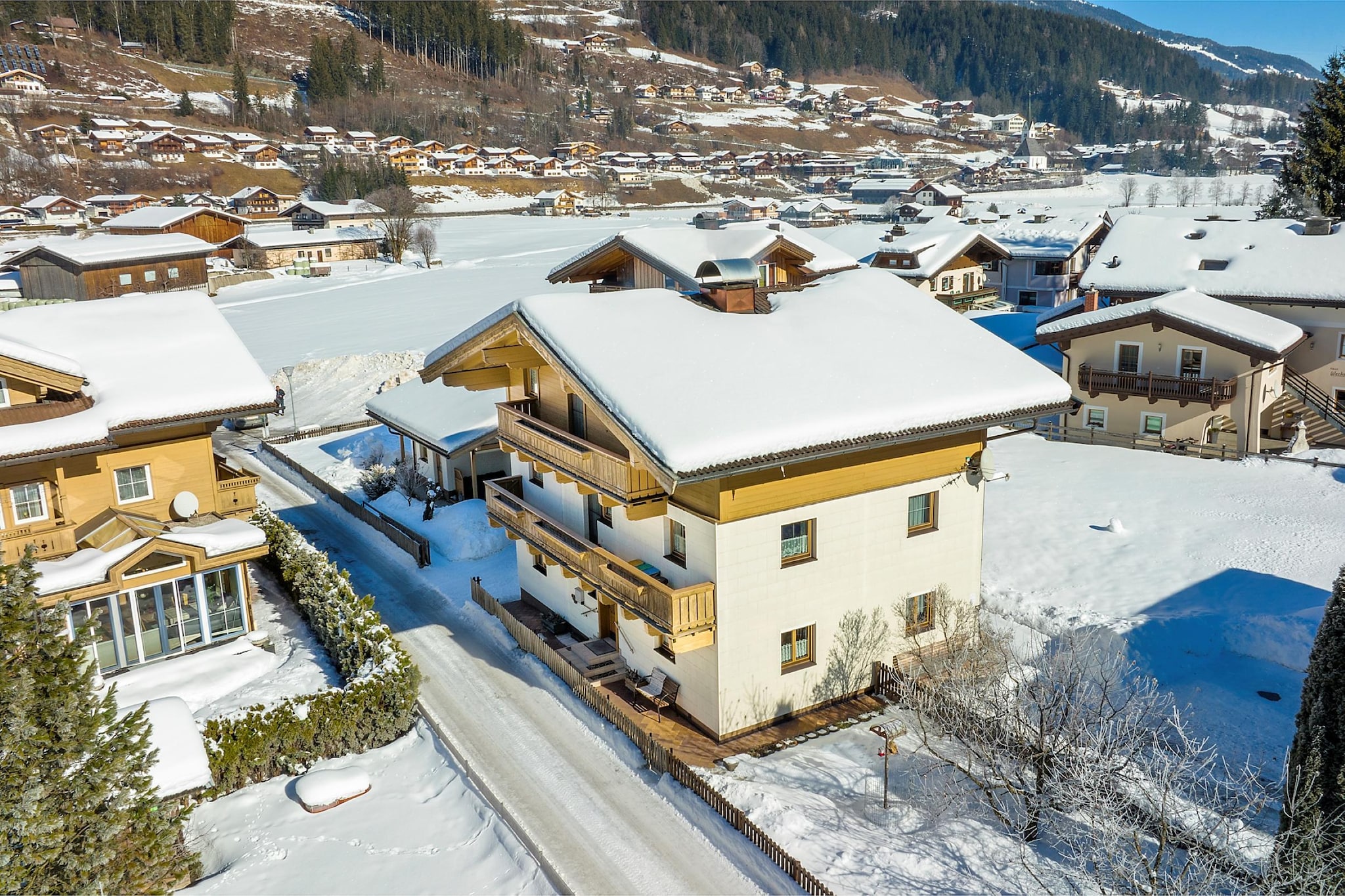 Exterior Winter