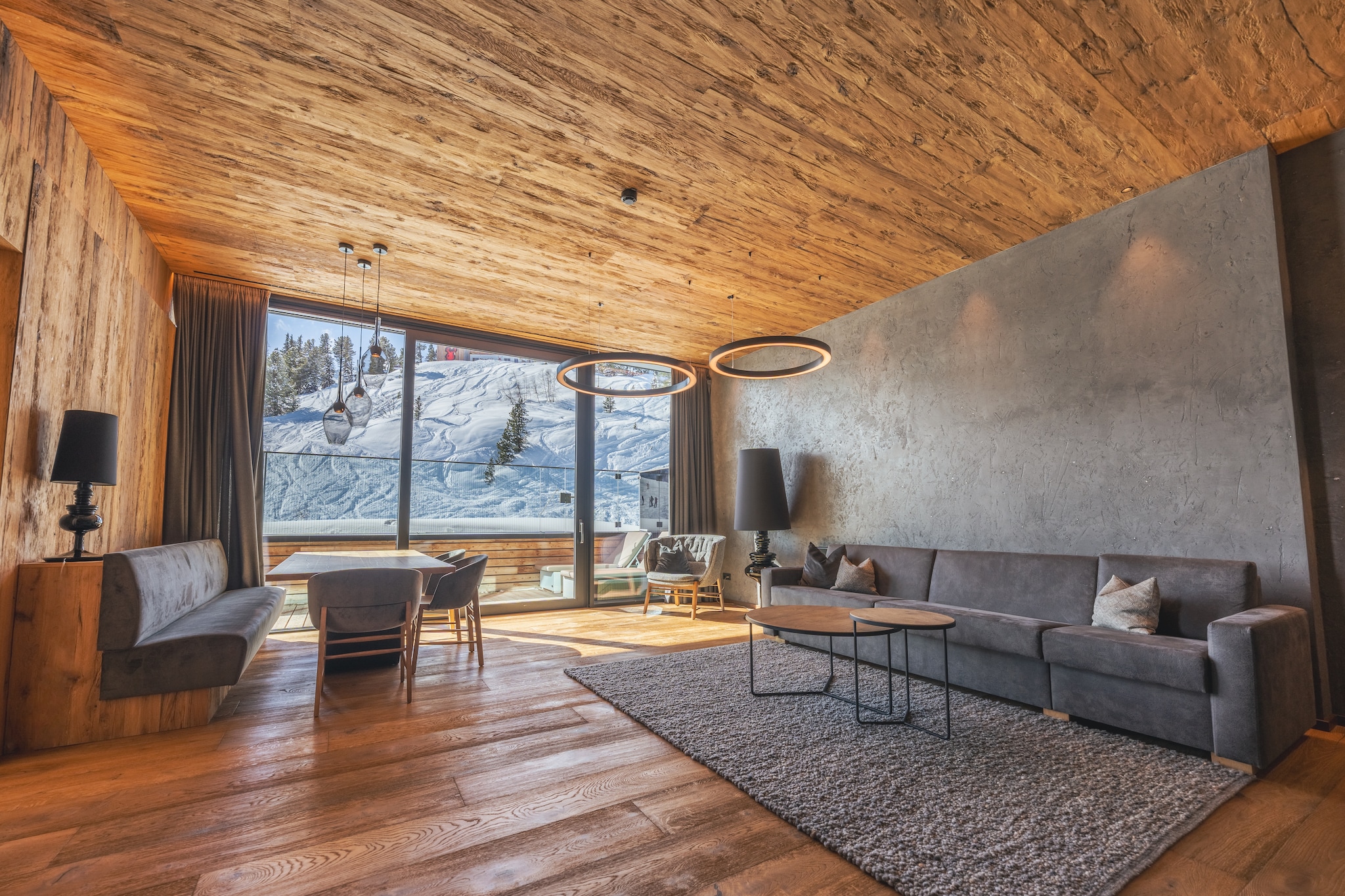 Apartment in Kaltenbach with Ski-In Access