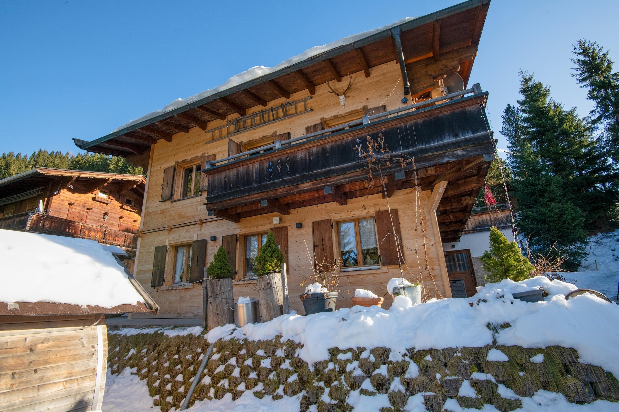 Exterior Winter