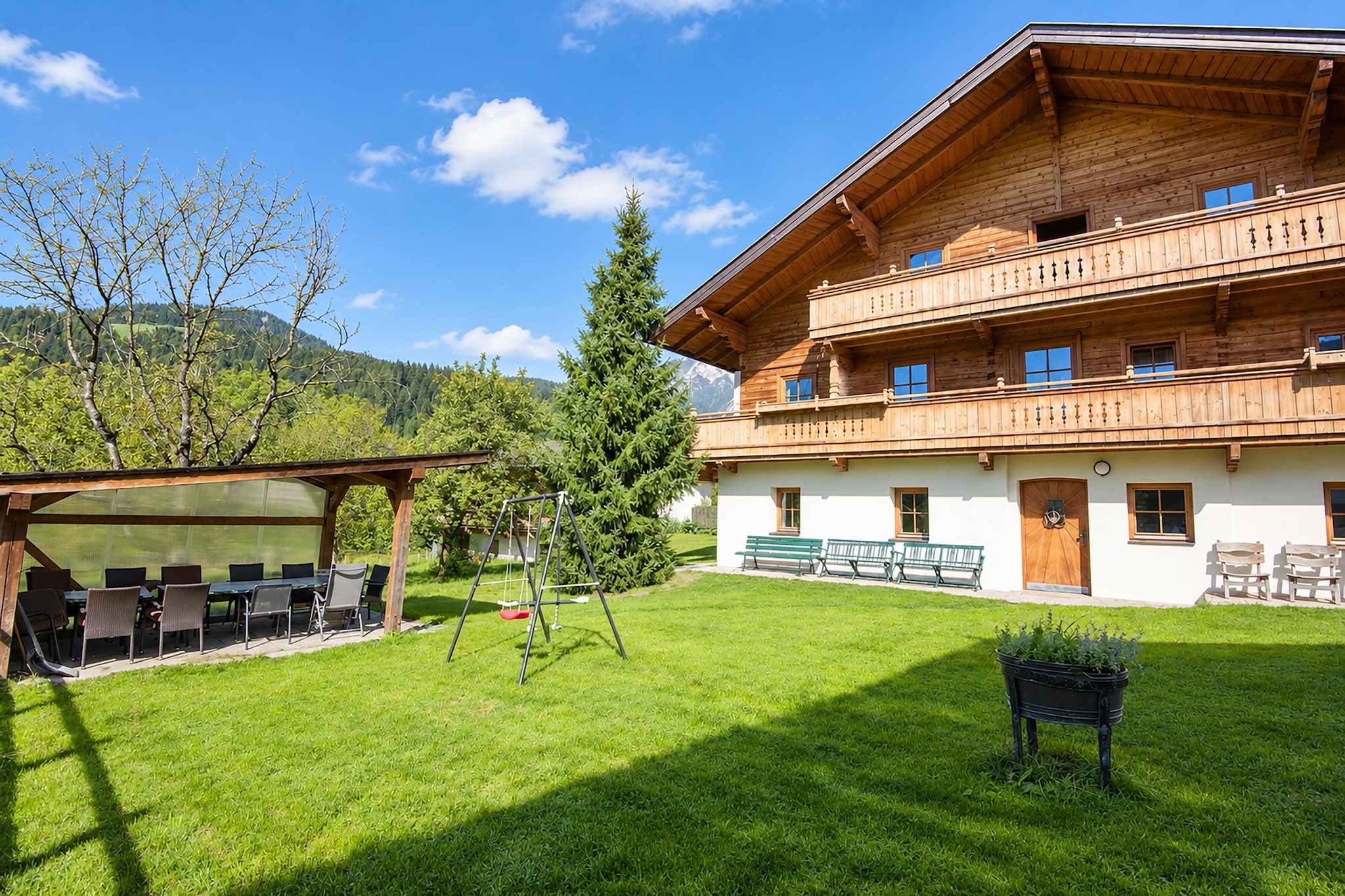 Ferienhaus am Wilden Kaiser - Jardins en été